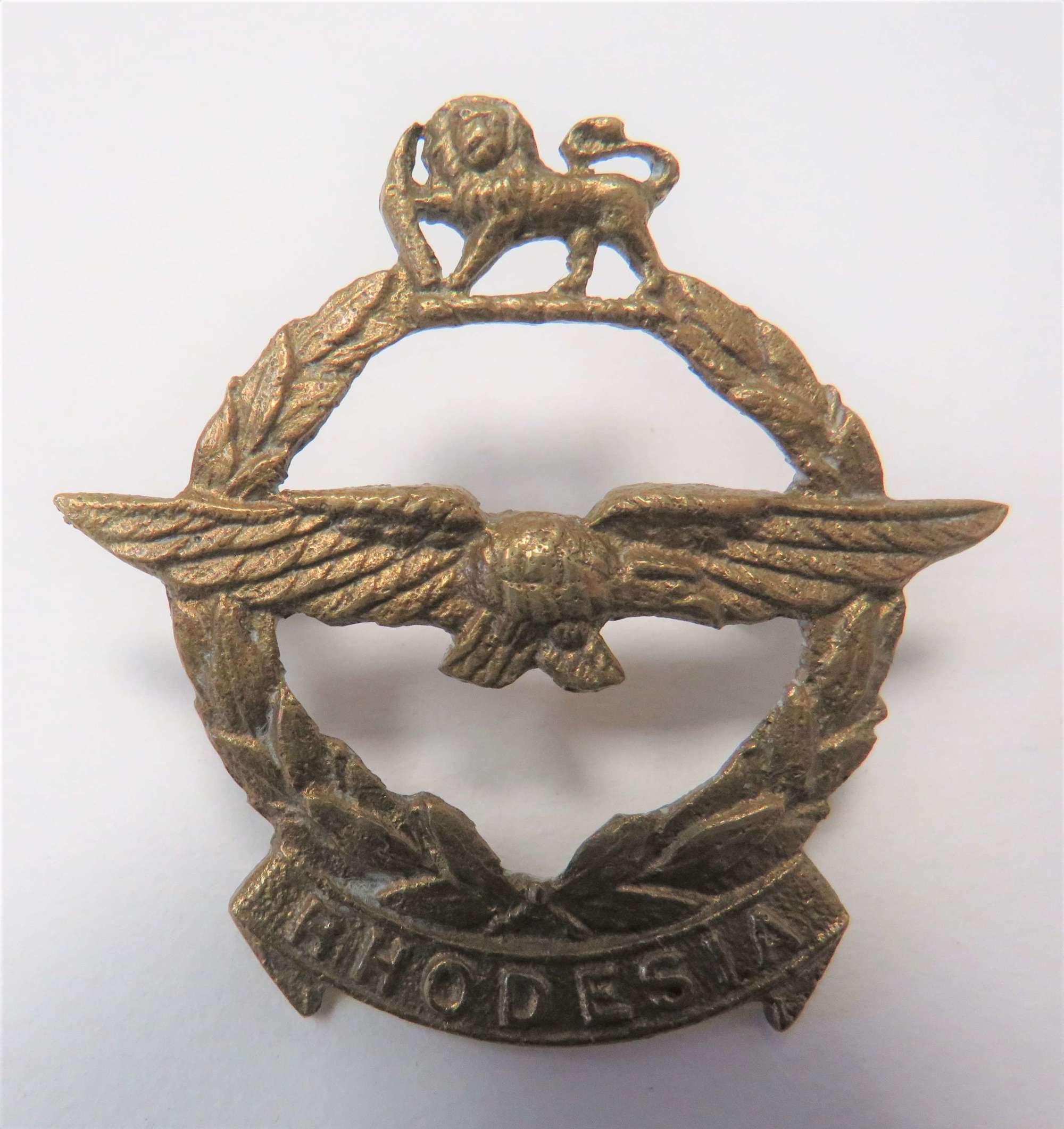WW2 Rhodesia Air Force Cap Badge