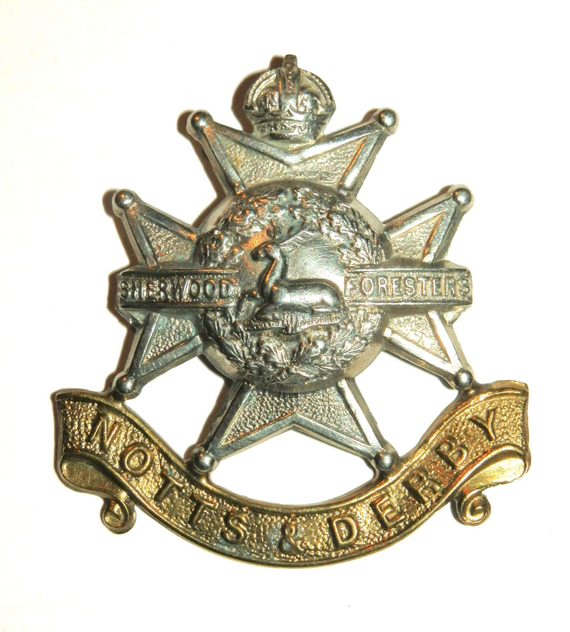 The Sherwood Foresters (Notts & Derby) Cap Badge.