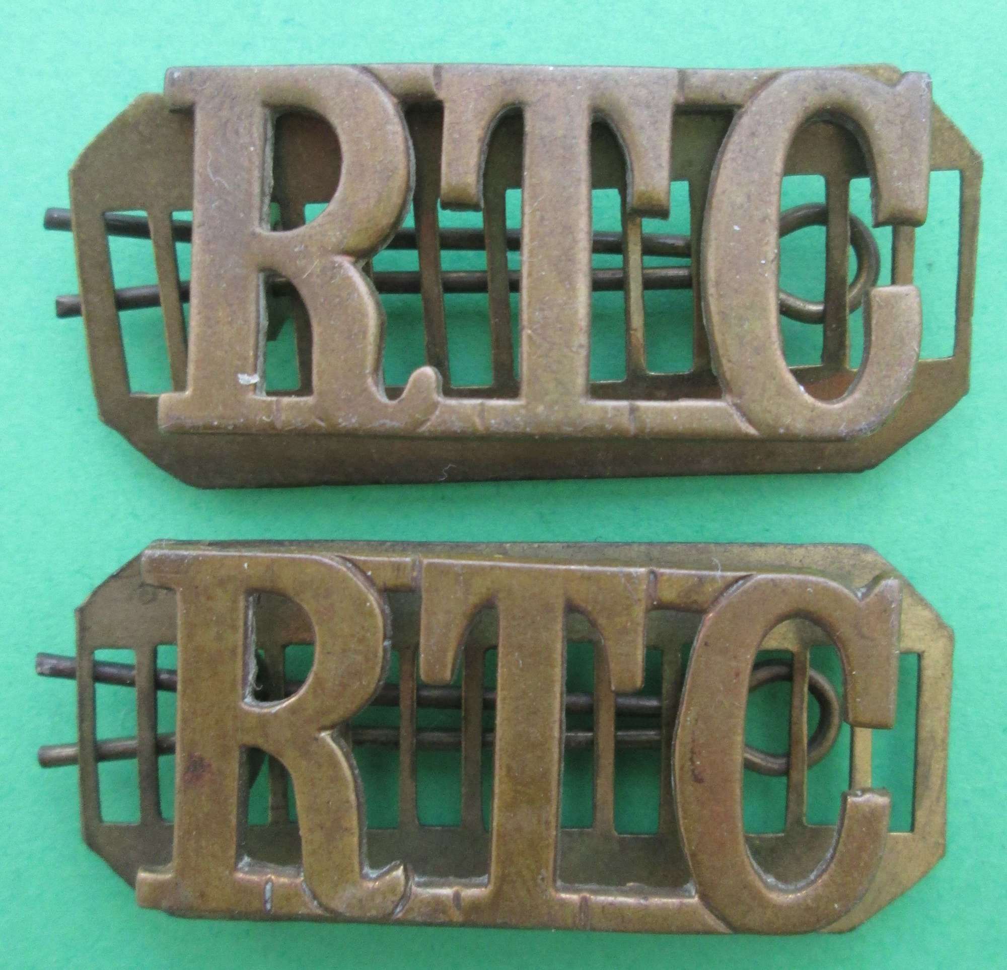 A PAIR OF PRE WWII ROYAL TANK CORPS METAL TITLES