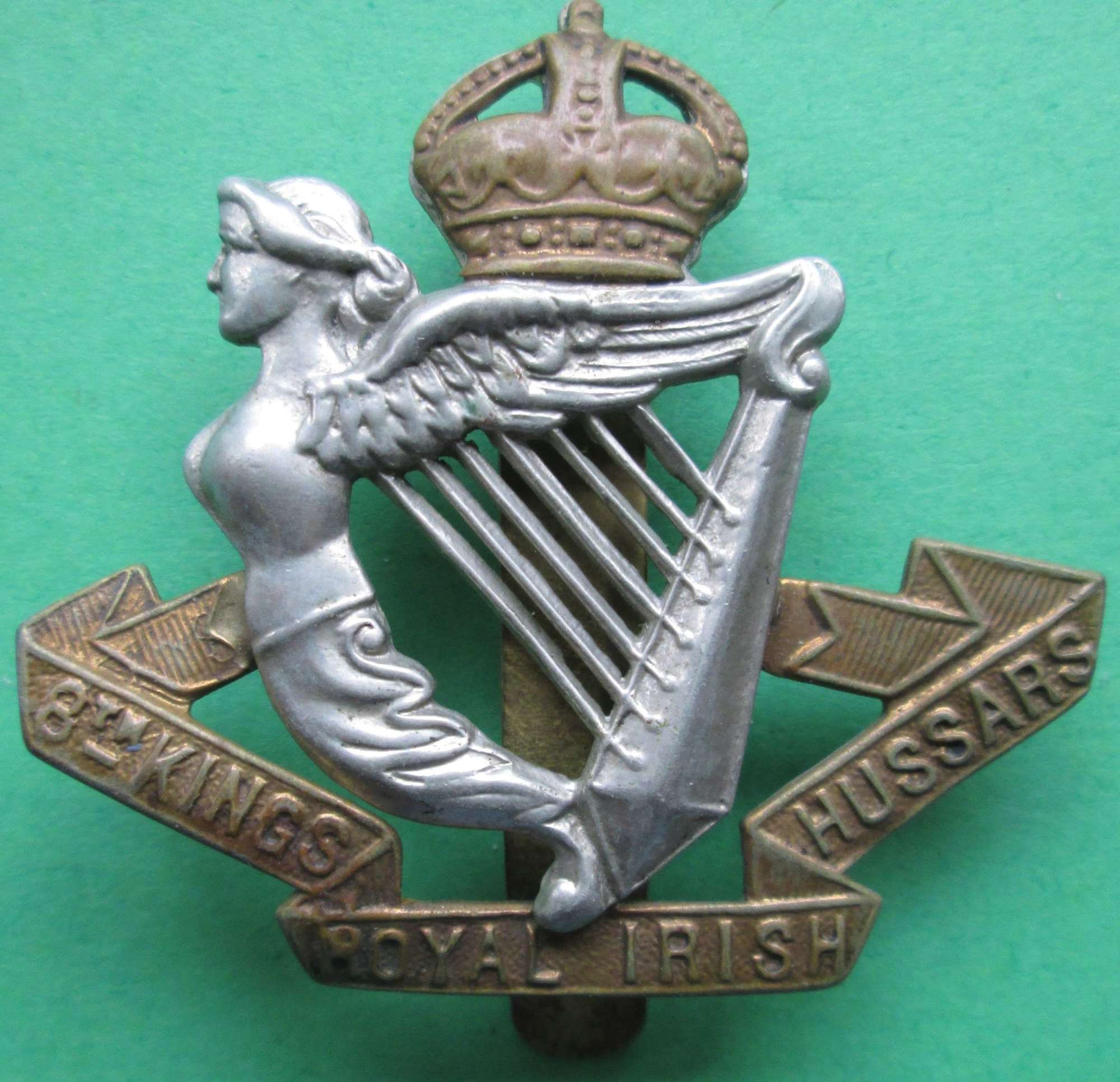 8TH KING'S ROYAL IRISH FUSILIERS CAP BADGE