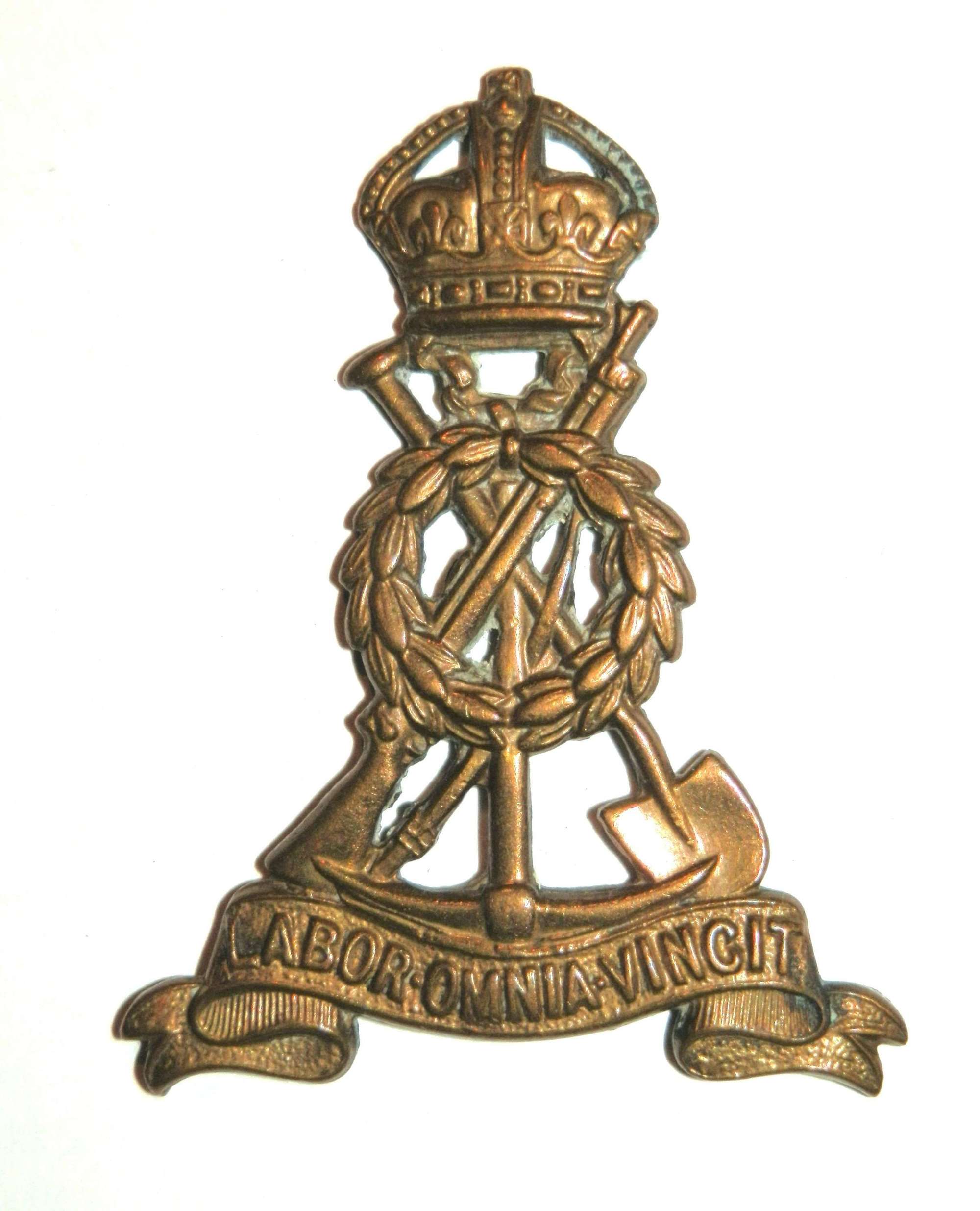 Labour Corps Cap Badge.