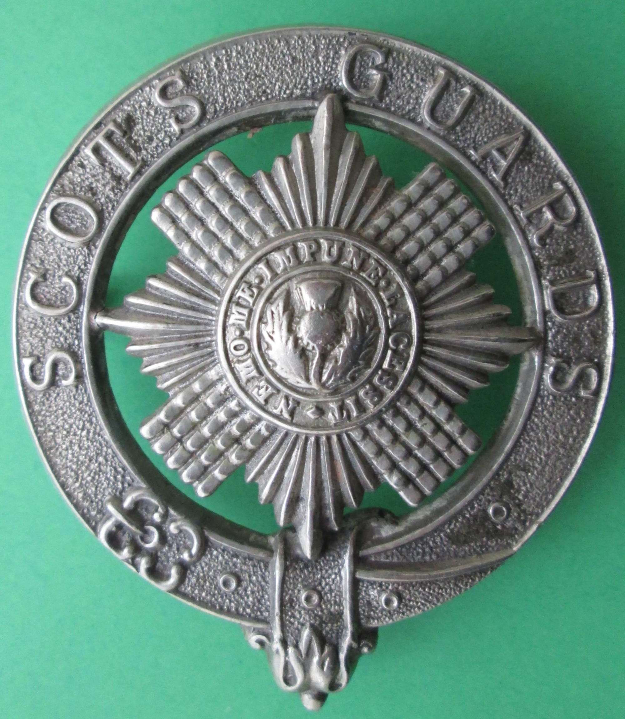 A SCOTS GUARDS PIPERS BADGE