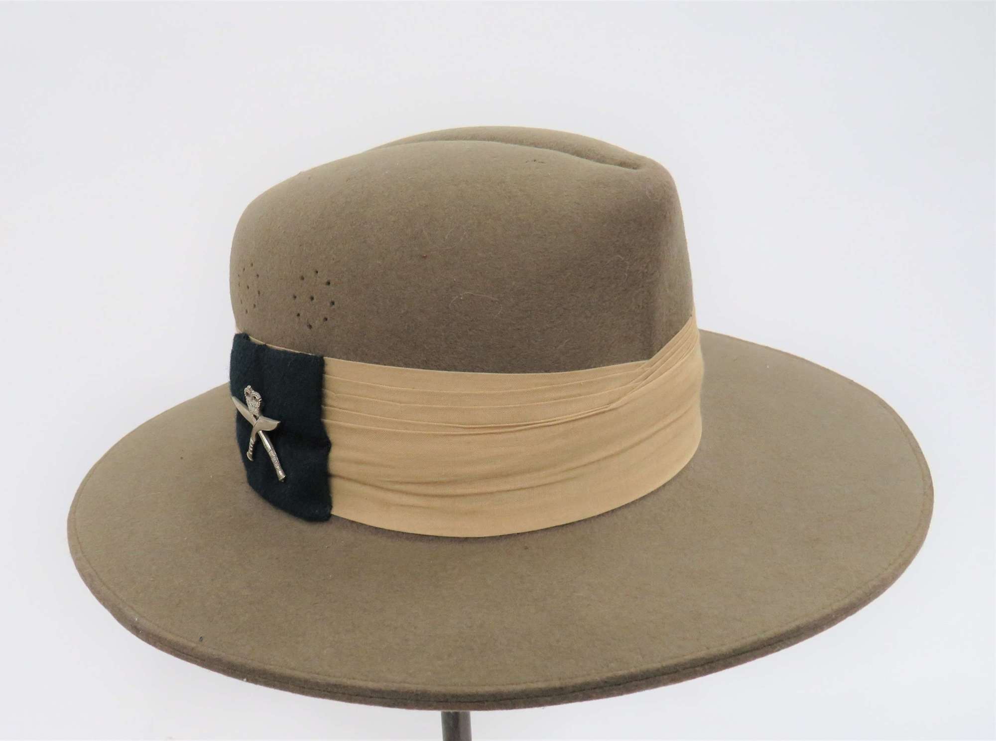 Post 1953 Gurkha Rifles Bush Hat