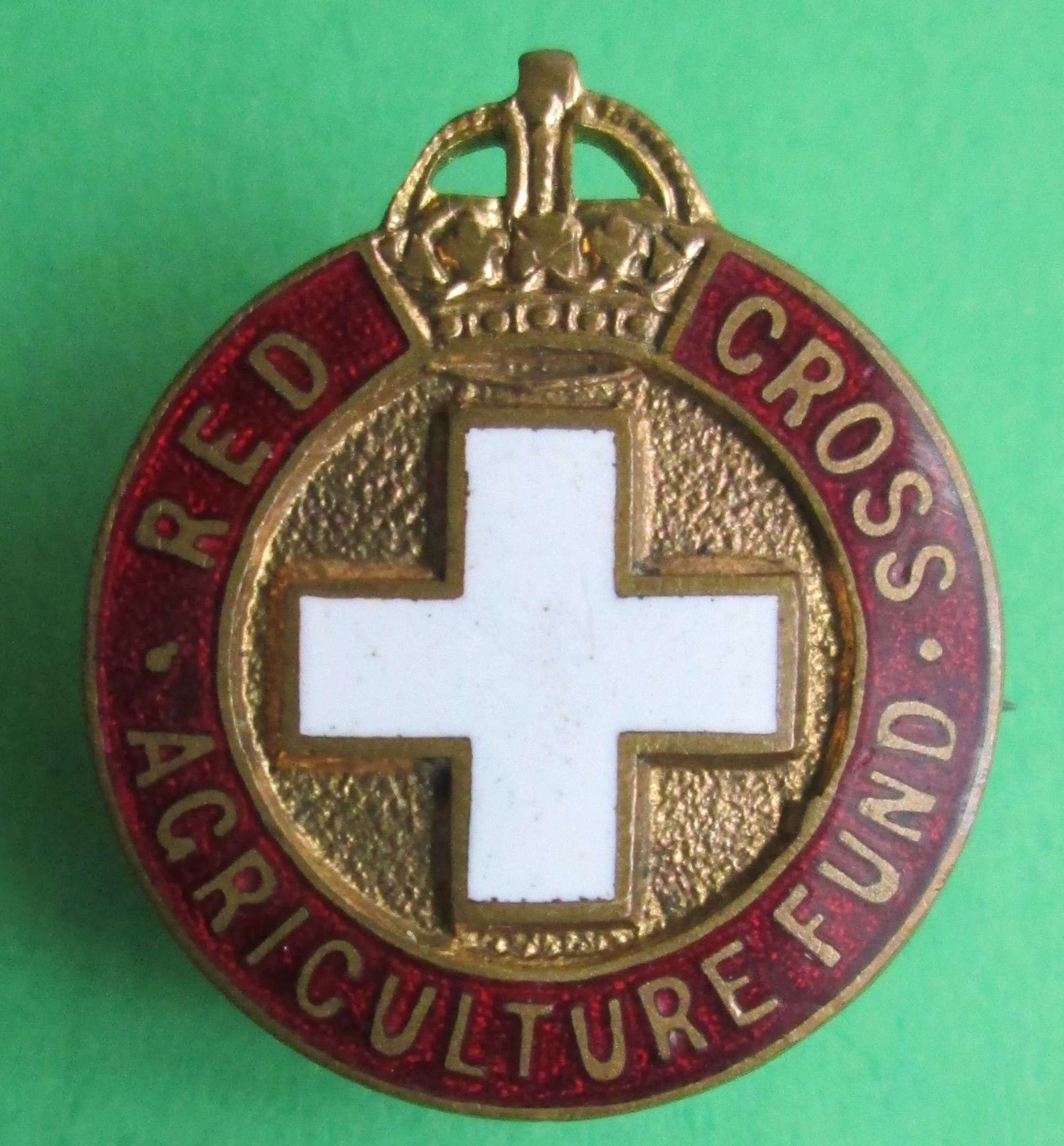 PIN BADGE FOR THE RED CROSS AGRICULTURE FUND