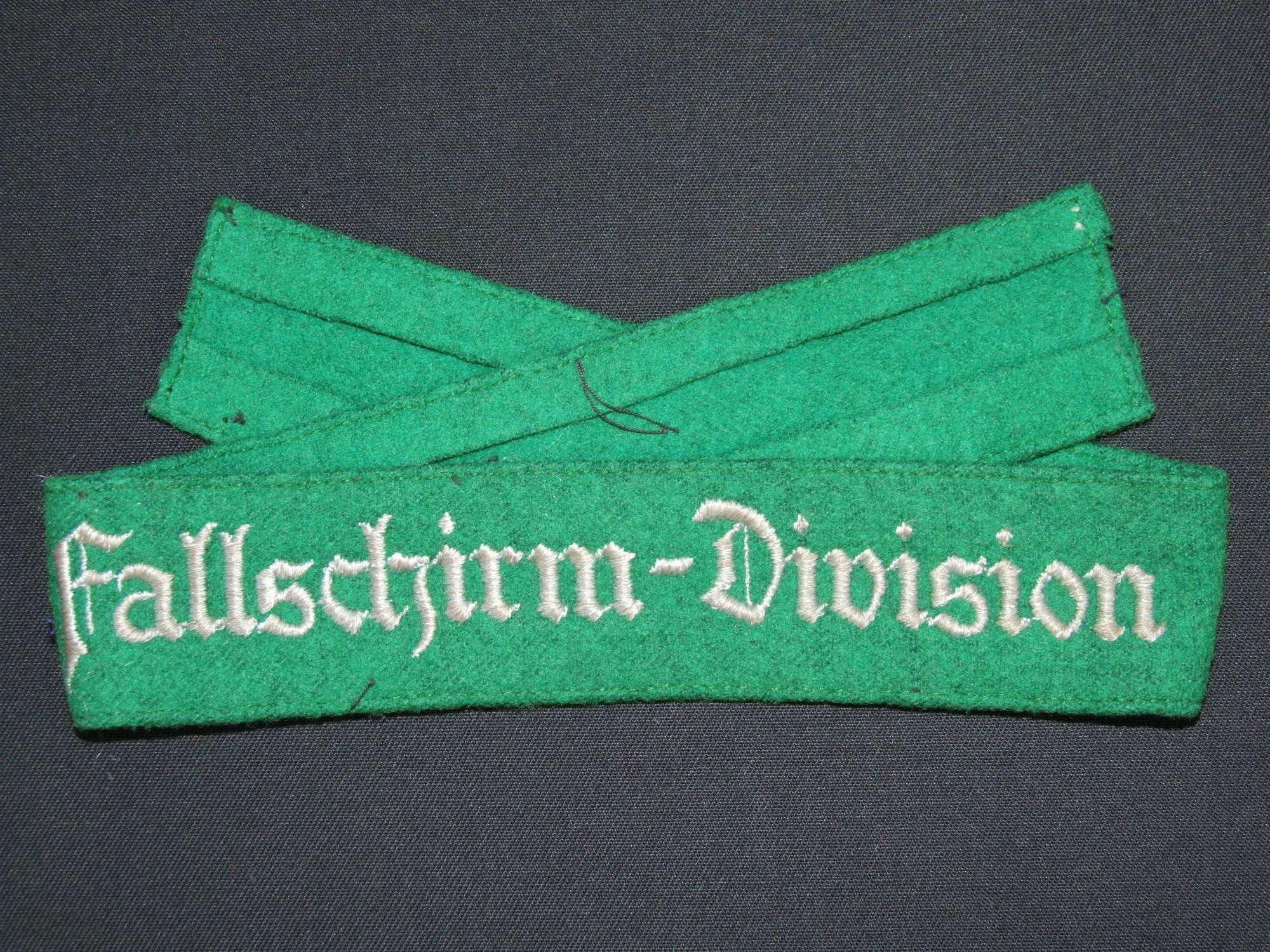Luftwaffe Fallschirmjager - Division Cuff Band