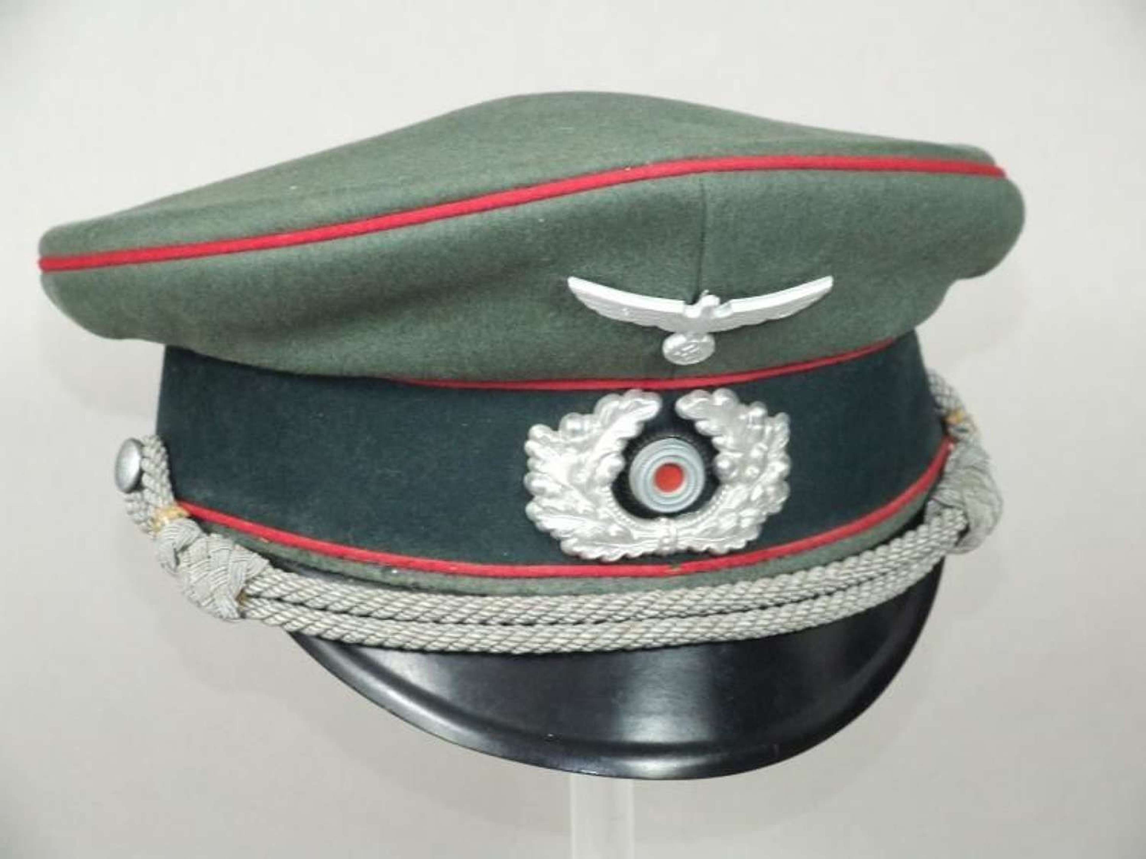 Artillery Officer's Tellerform Cap (Schirmmutze)