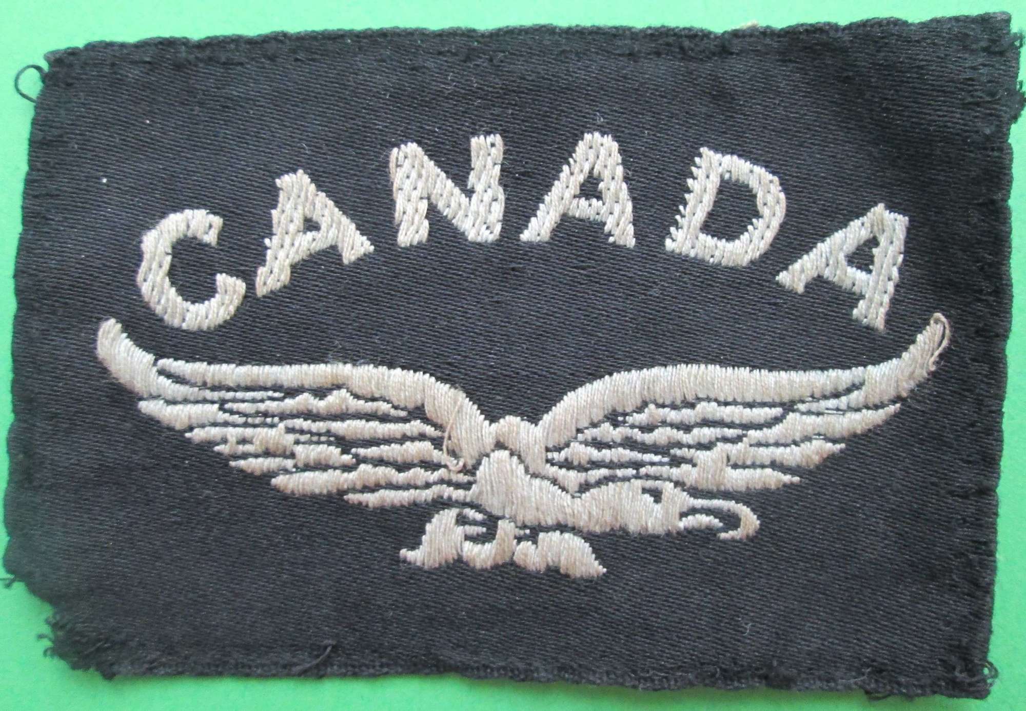 WWII PERIOD CANADIAN AIR FORCE SHOULDER TITLE