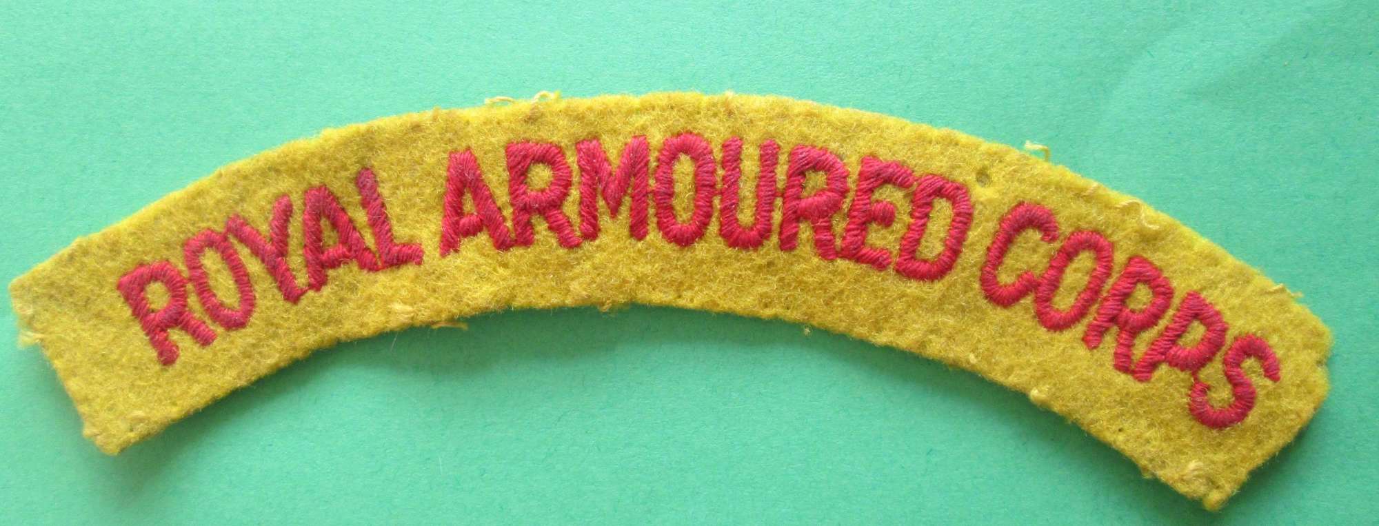 ROYAL ARMOURED CORPS SHOULDER TITLE