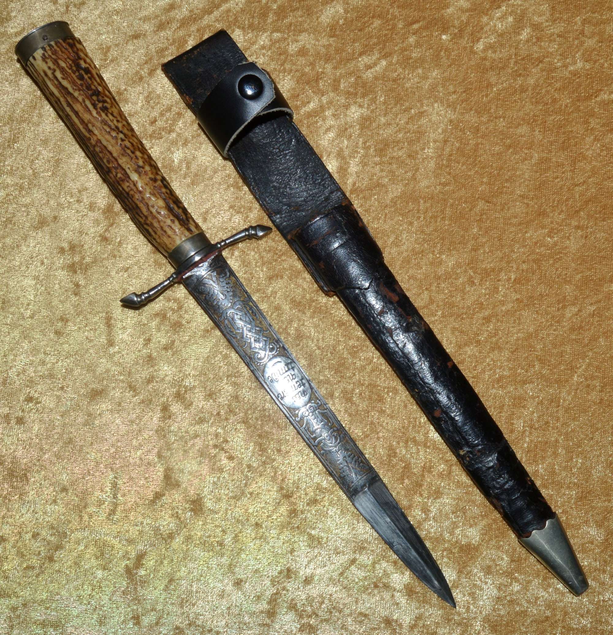 ﻿German Forester’s Dagger with Etched and Gilt Blade, Mid-19th C