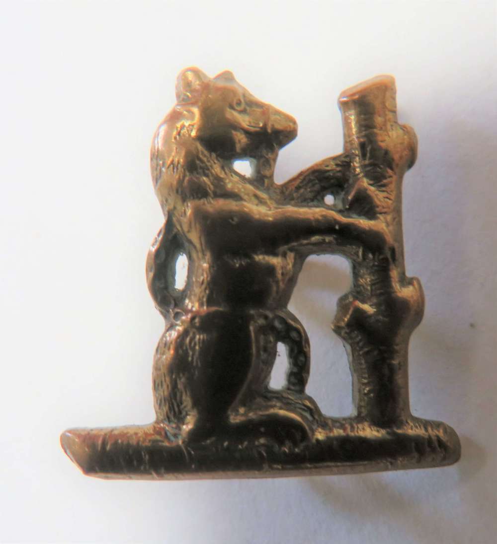 Warwickshire Yeomanry Early Pattern Collar Badge