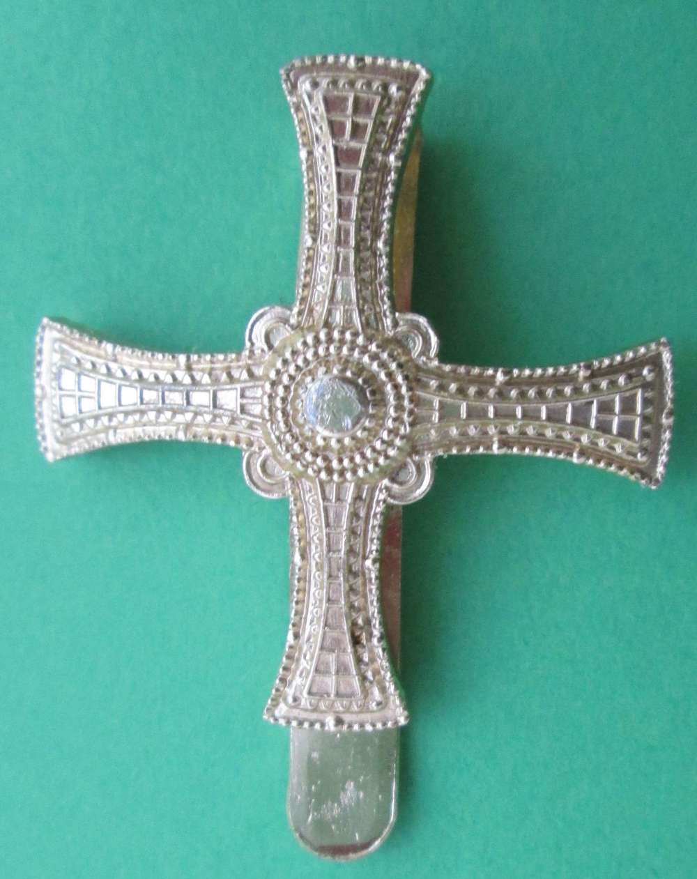 A DURHAM OTC CAP BADGE