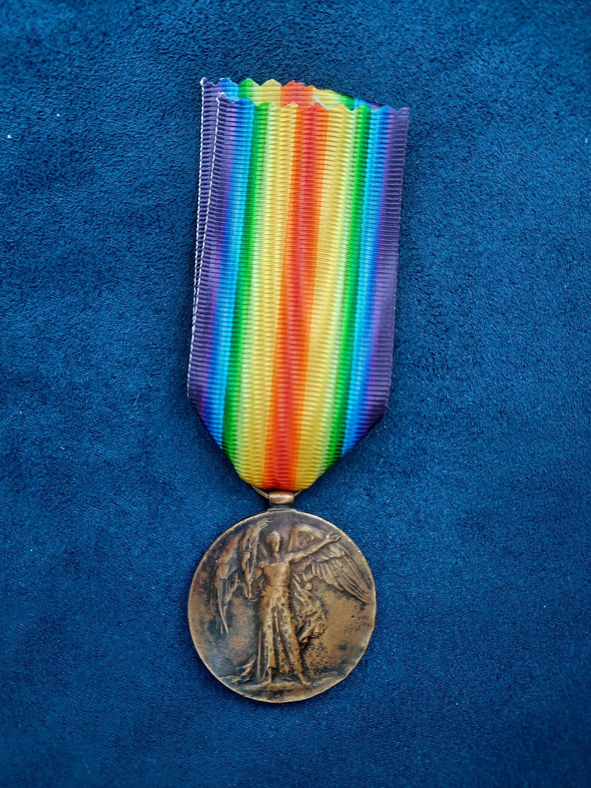 WW1 Victory Medal to Guards Machine Gun Regiment