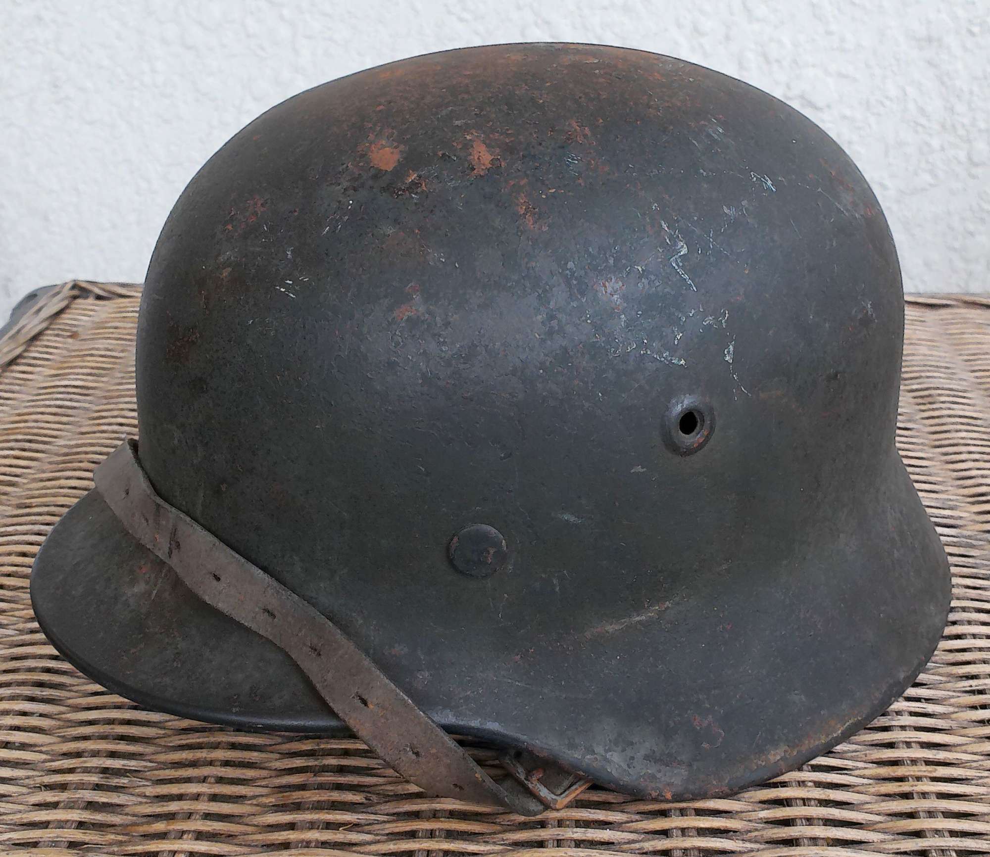 ﻿German WWII M40 Helmet with Provenance