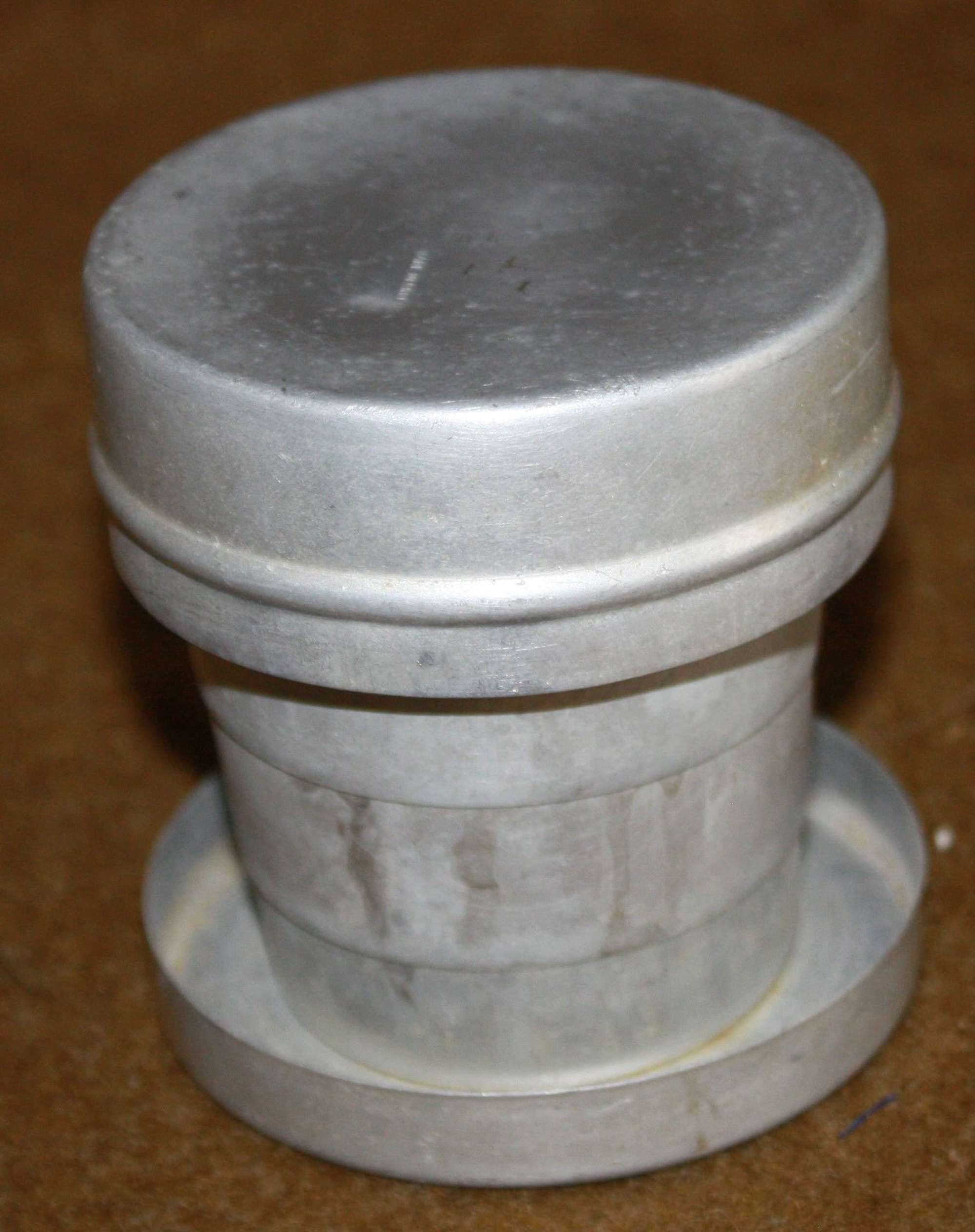 A GOOD ALLOY EXPANDING PRIVATE PURCHASE CUP