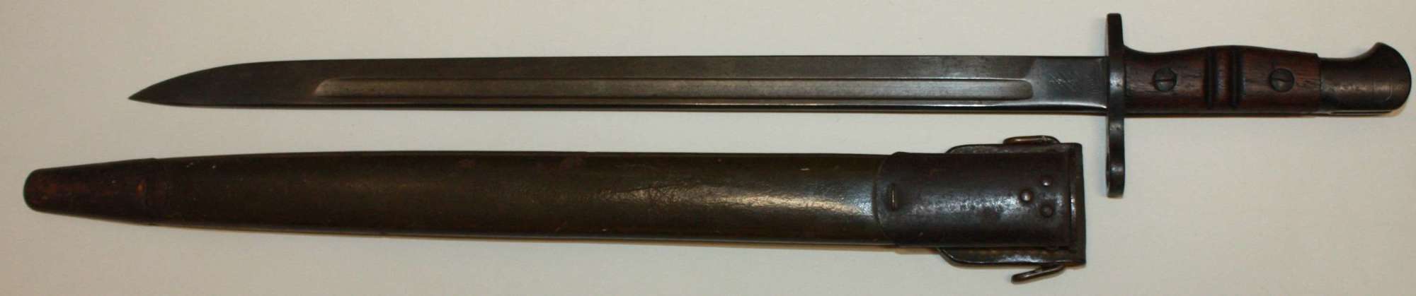 A VERY GOOD CLEAN US P13/17 BAYONET AND SCABBARD