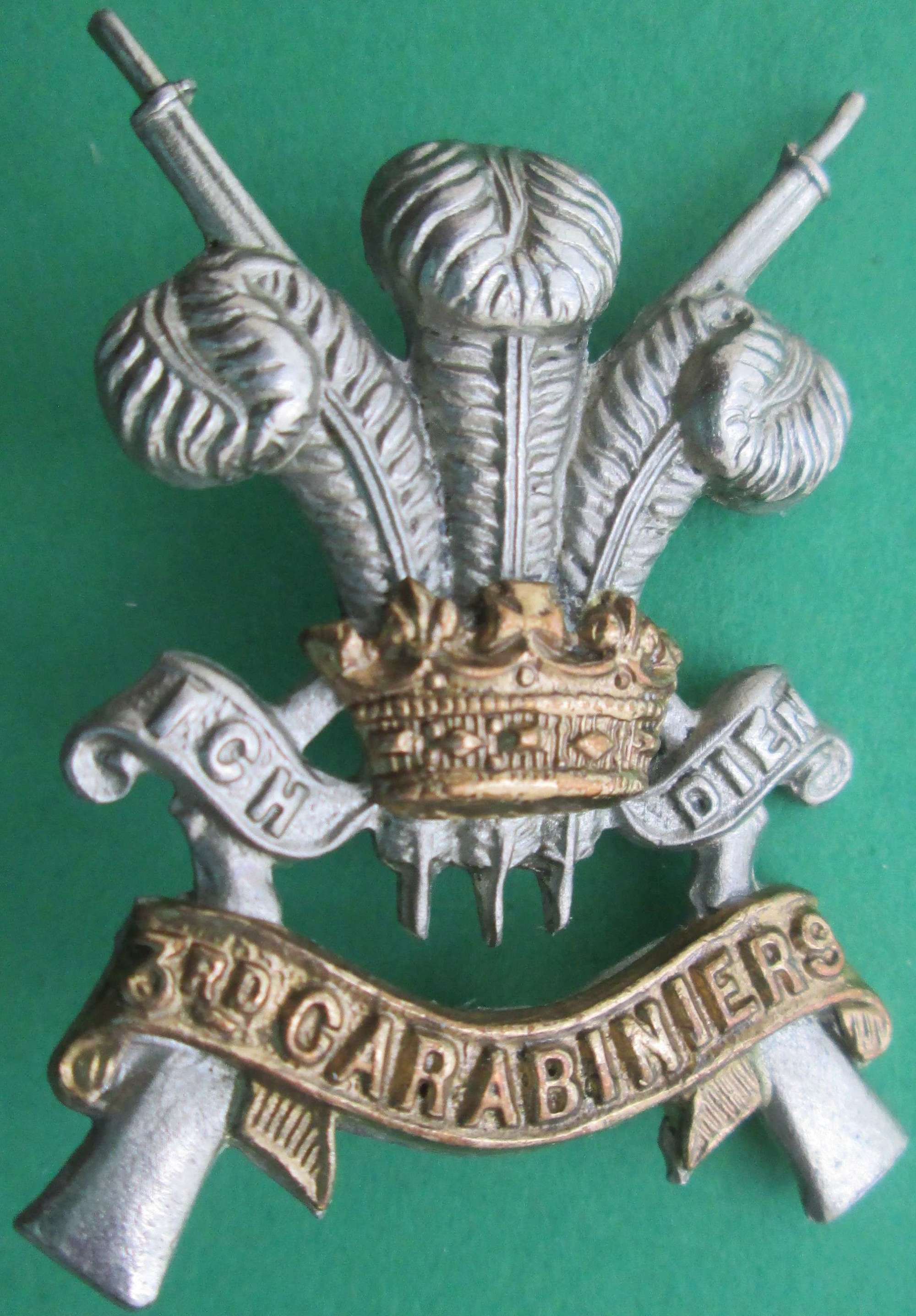 A 3rd CARABINIERS OTHER RANKS CAP BADGE