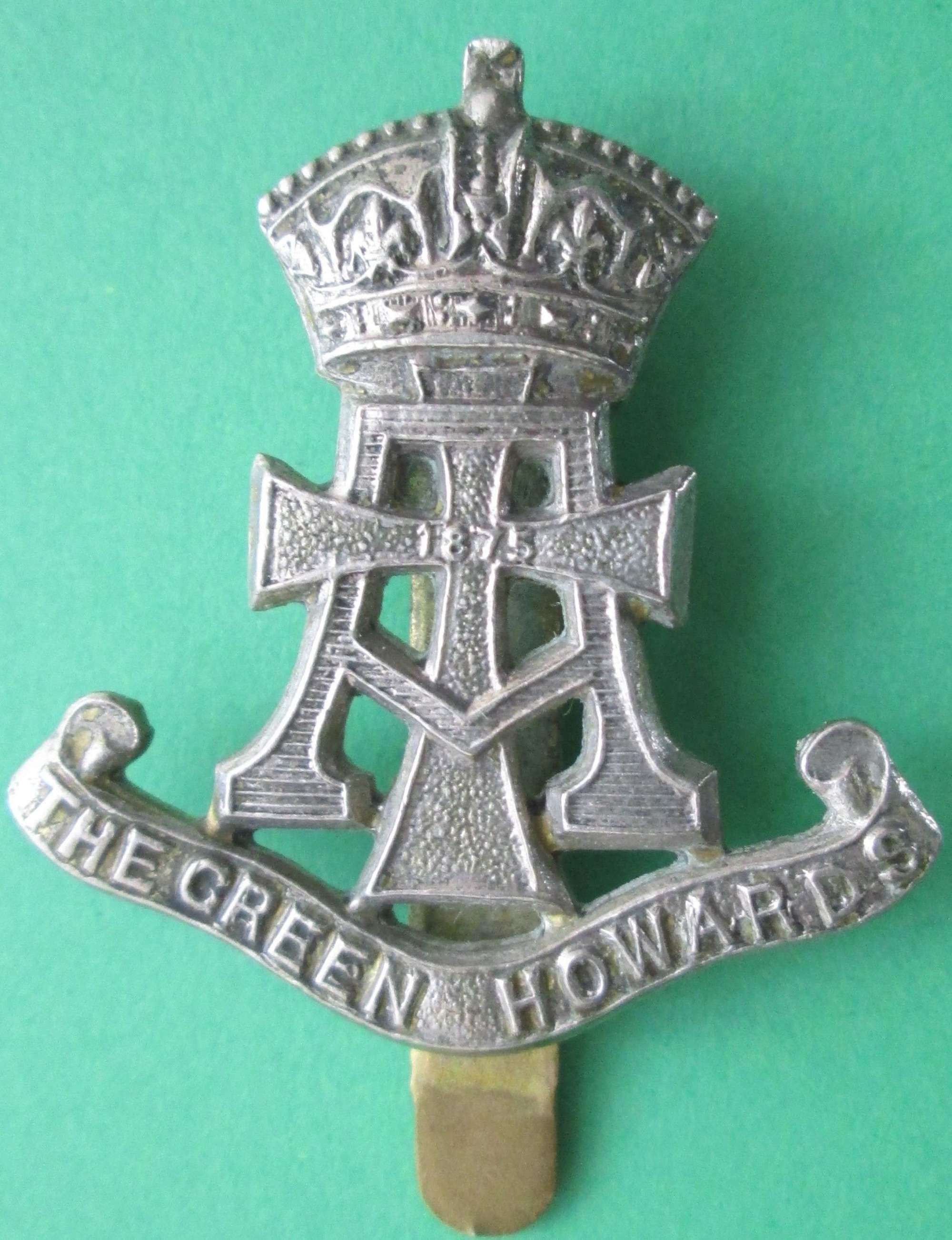 CAP BADGE FOR THE GREEN HOWARDS