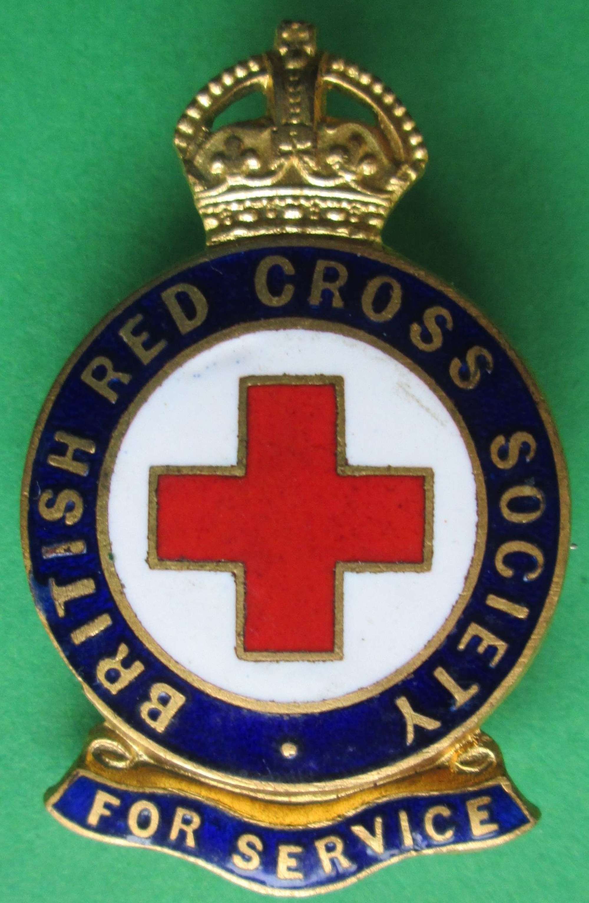 A BRITISH RED CROSS SOCIETY SERVICE BADGE