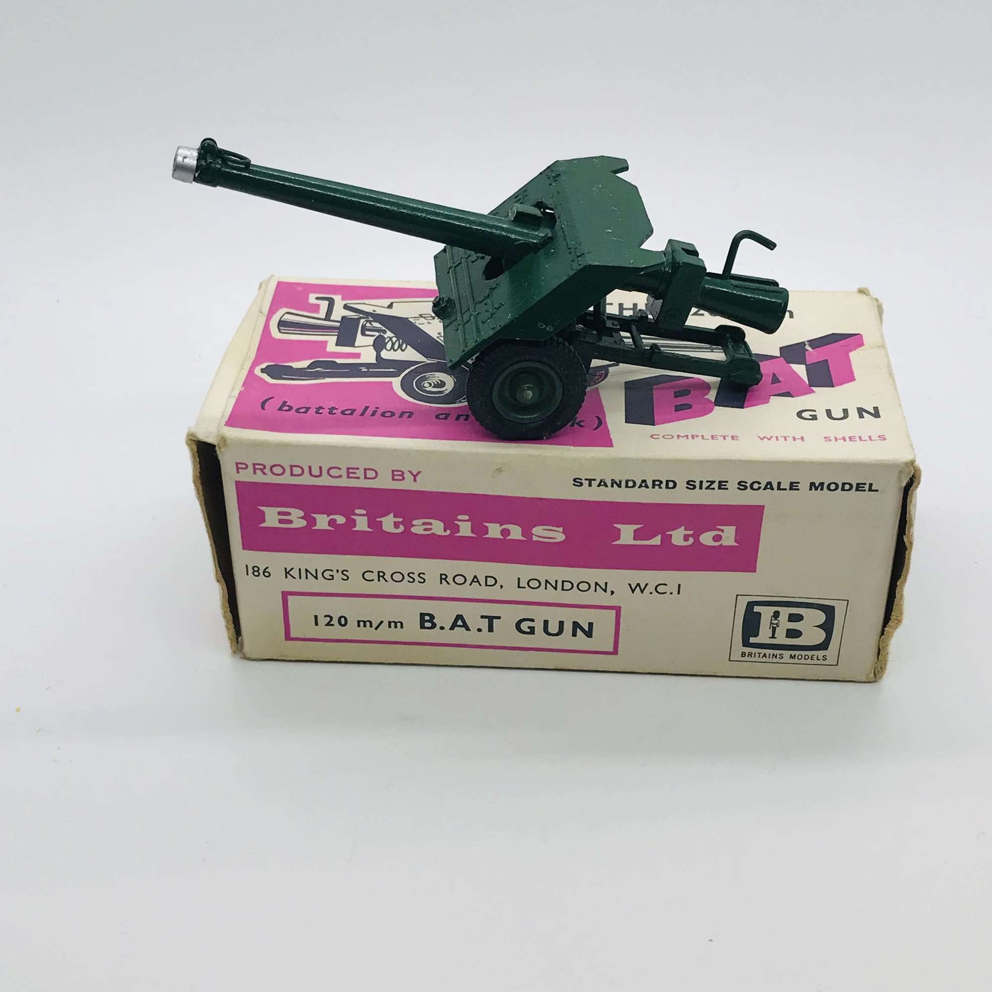 Boxed Britain’s toy 120mm BAT gun