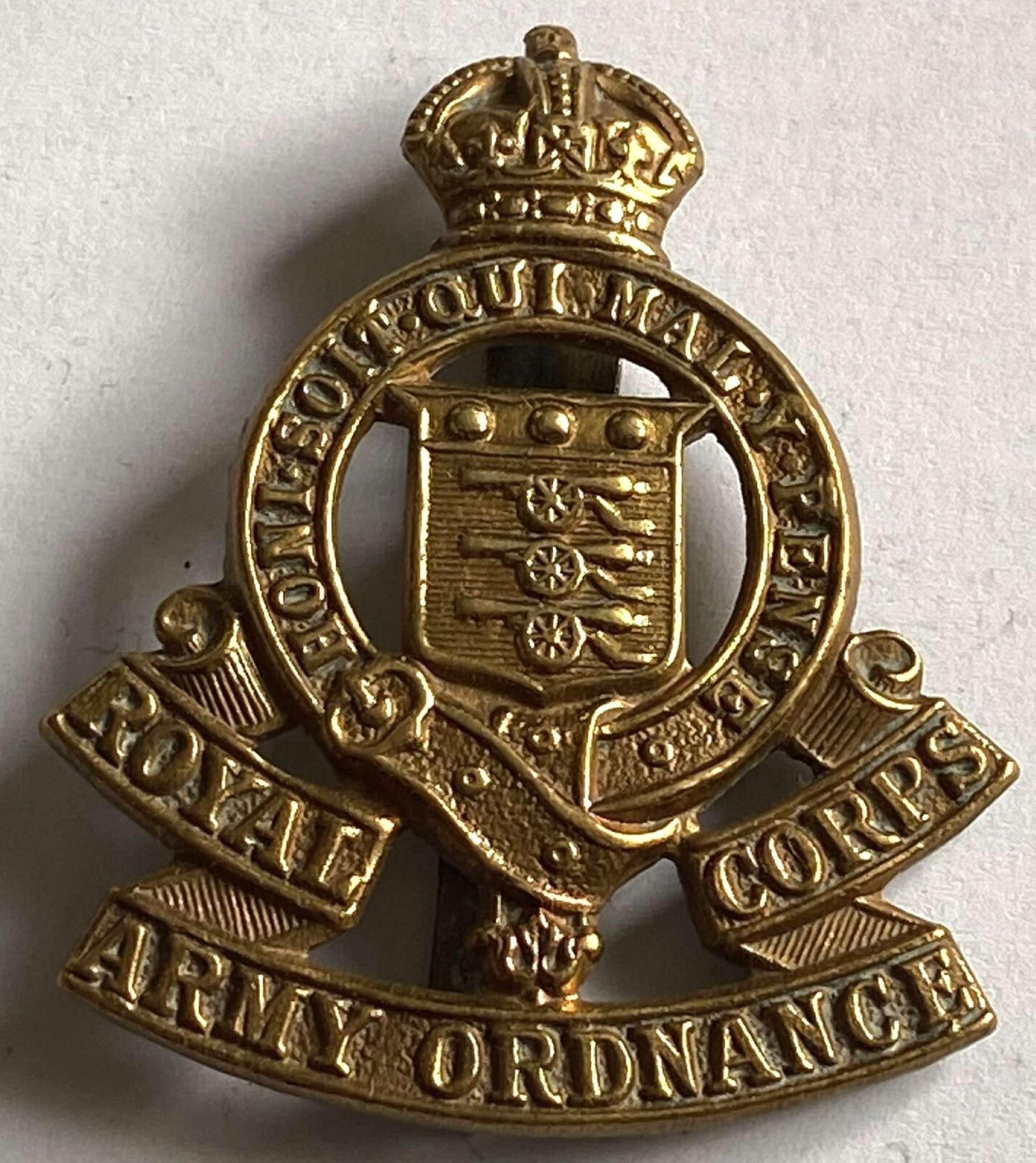 Royal Army Ordnance Corps British Military Cap Hat Badge