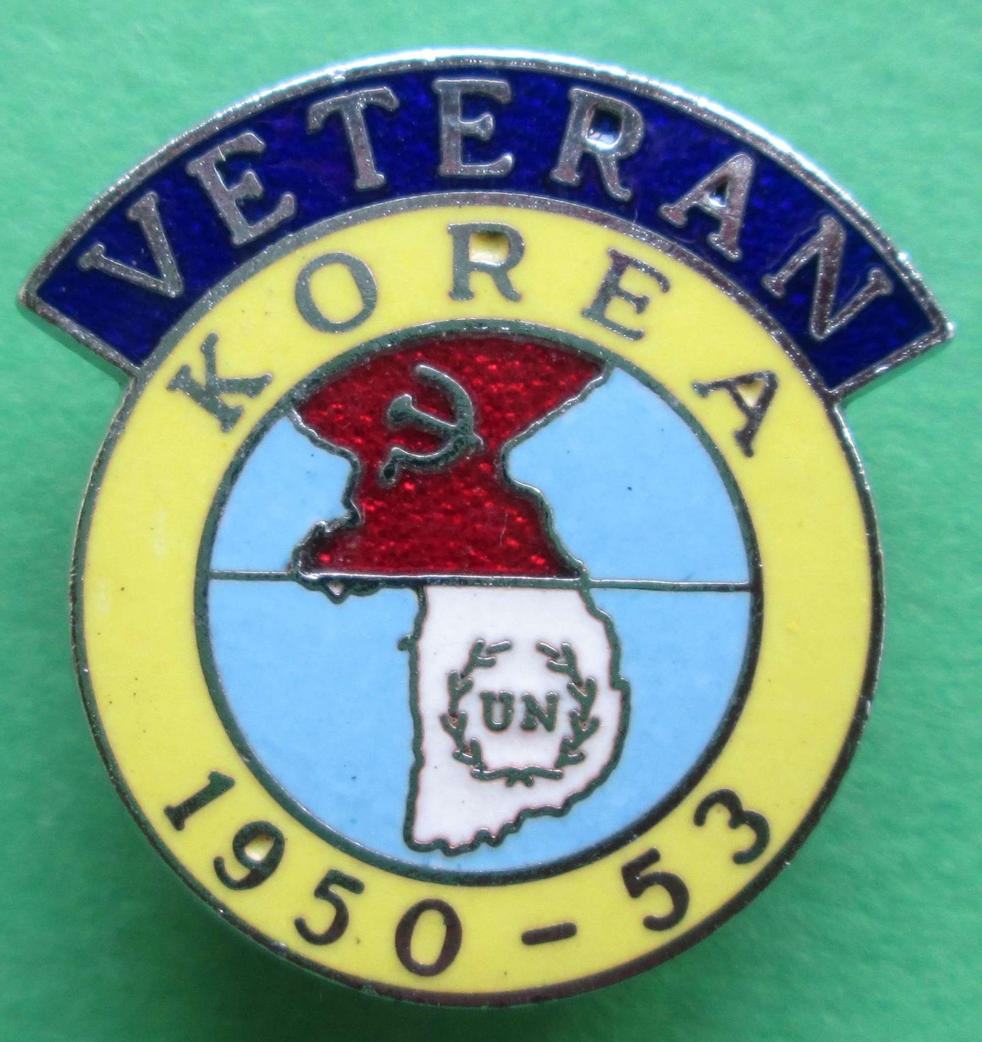 KOREA WAR VETERAN PIN BADGE