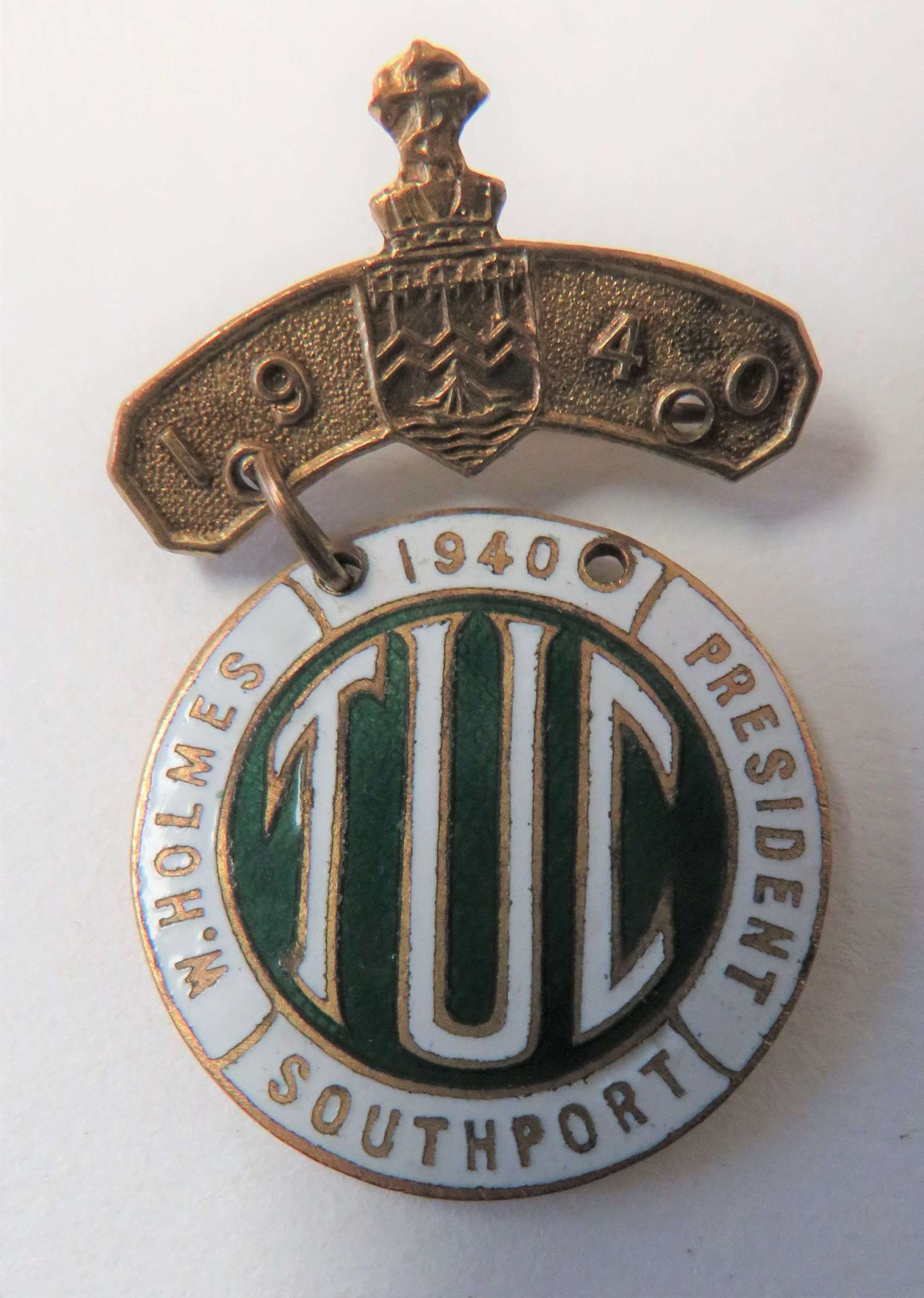 1940 Southport T.U.C Badge