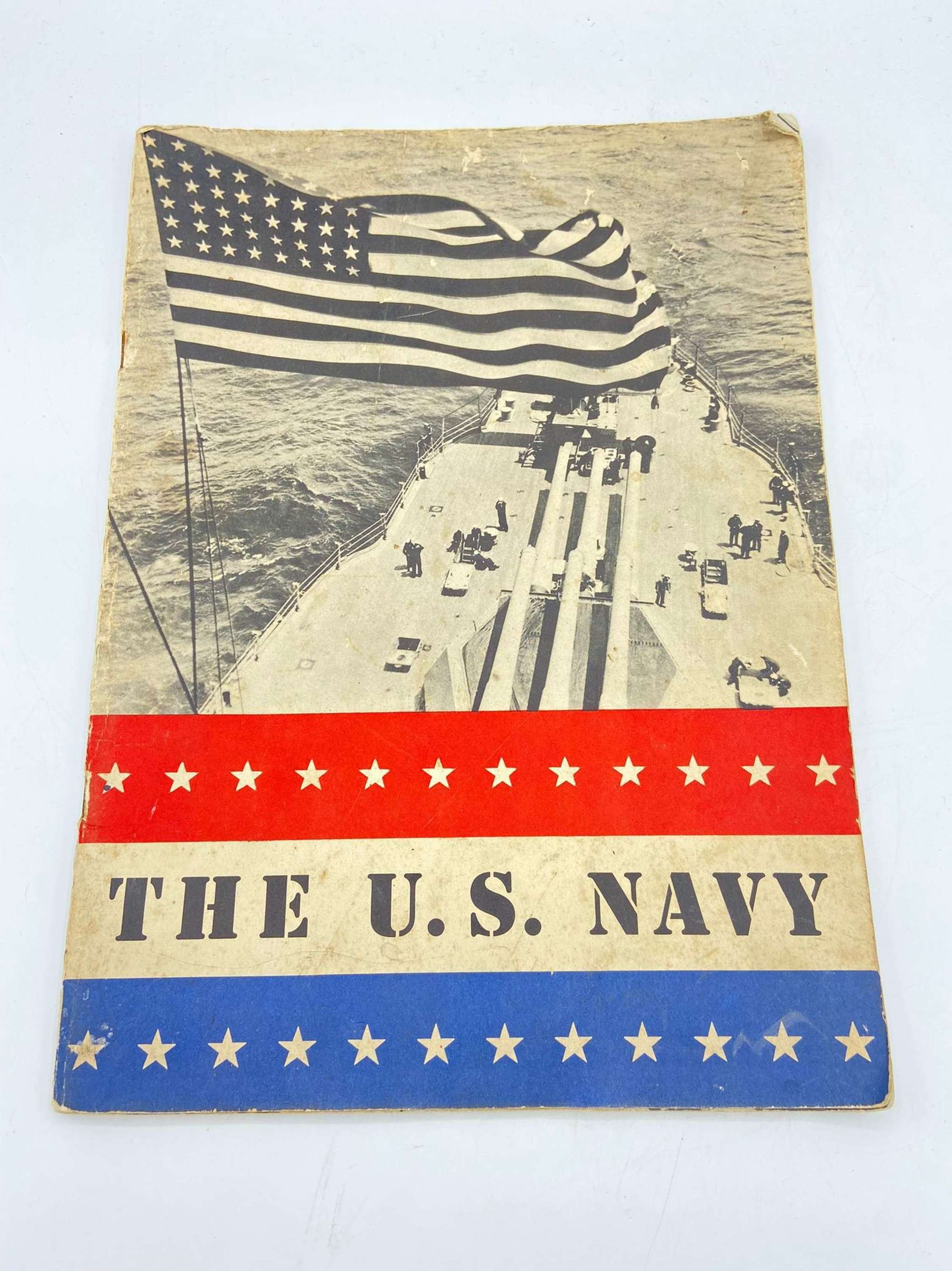 WW2 1941 United States Navy Goes Into Action Publication
