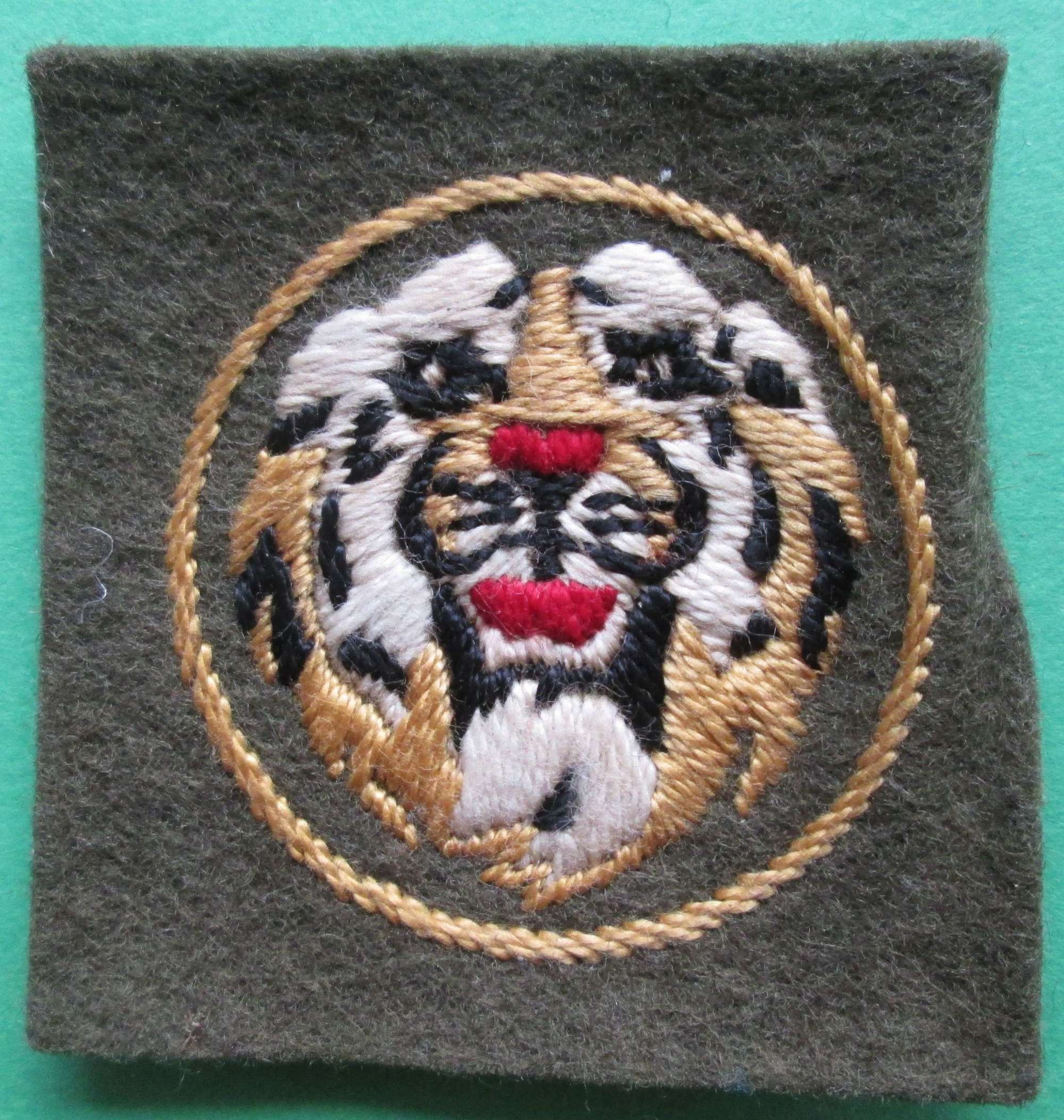 WWII PERIOD SOUTH EASTERN COMMAND 2ND PATTERN FORMATION SIGN