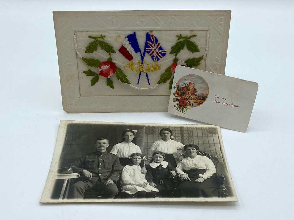 WW1 Lance Corporal & Family Photo & Silk Embroidered French Card