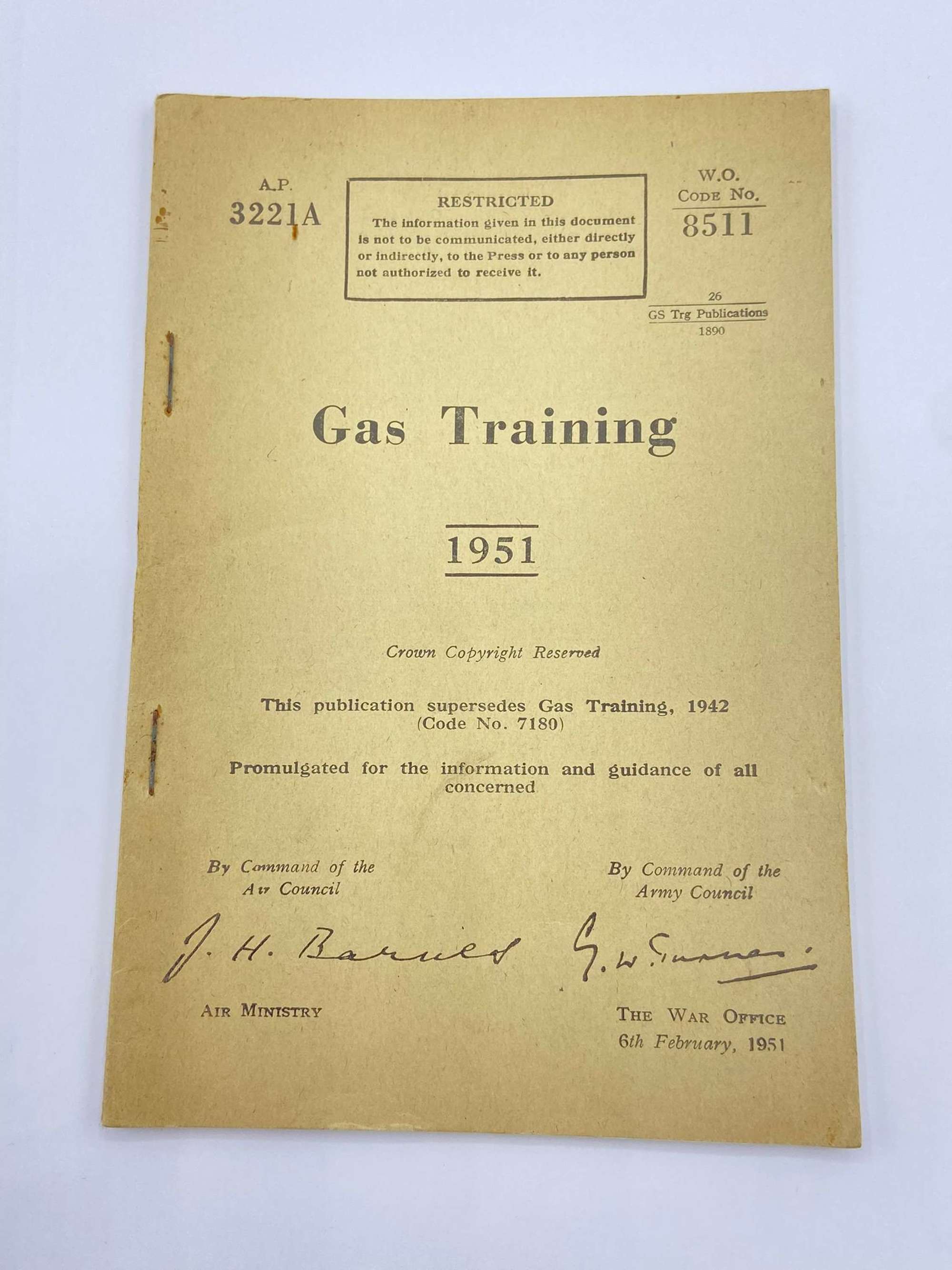 WW2 Gas Military Training Pamphlet 1951 Air Ministry & War Office