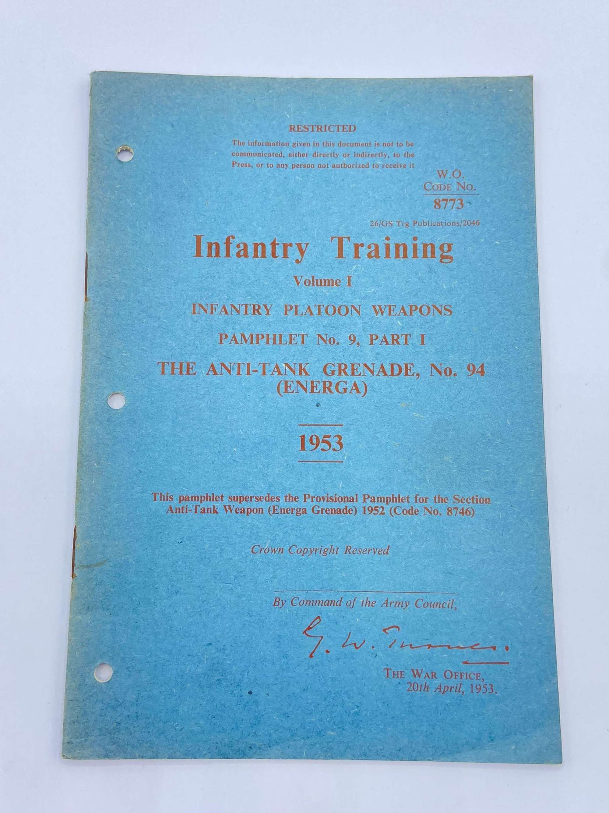 WW2 Infantry Training Pamphlet Platoon Weapons Anti-Tank Grenade No.94