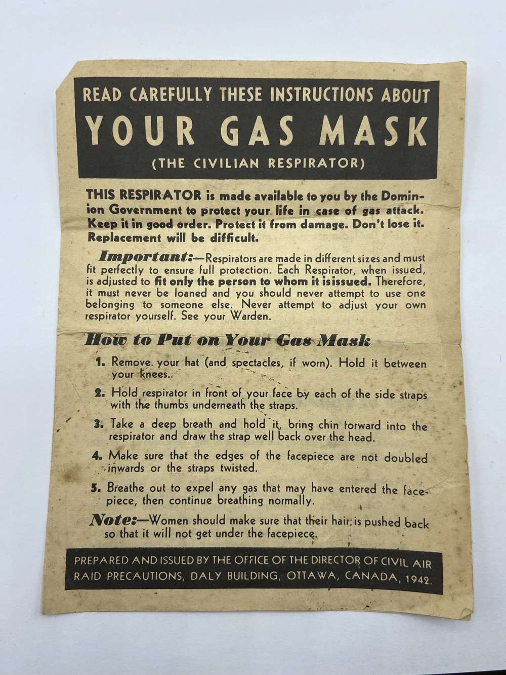 WW2 Canadian Civil Air Raid Precautions 1942 Gas Mask Instructions