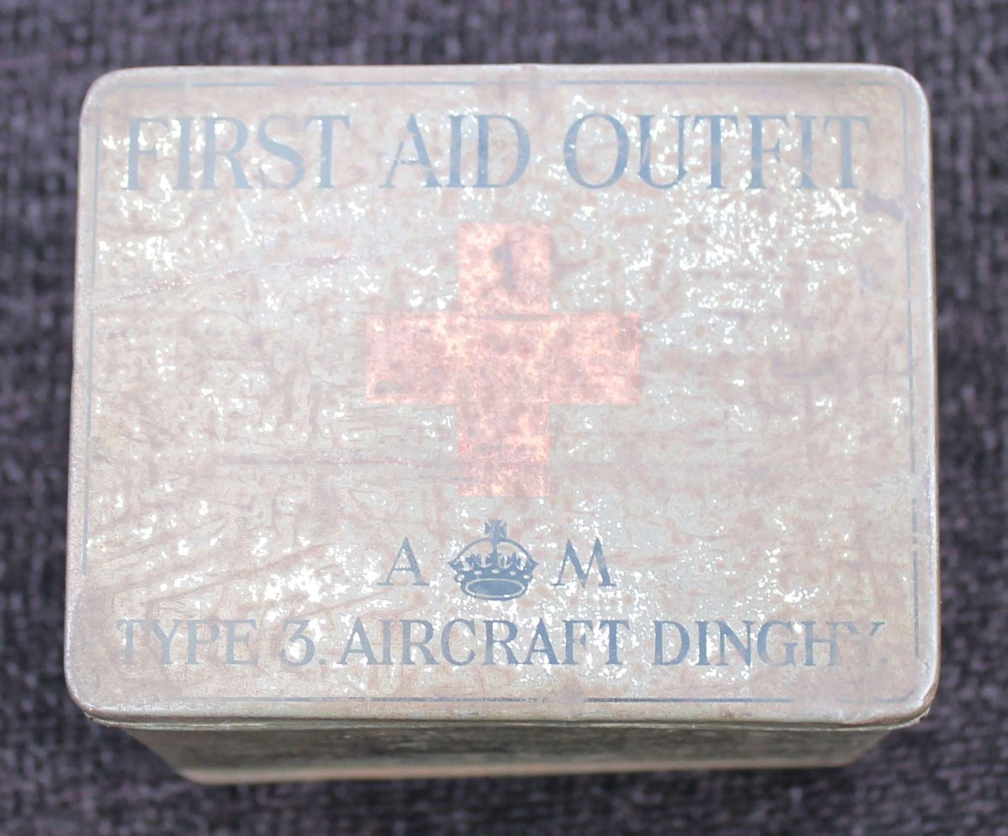 Air Ministry First Aid Outfit Type 3