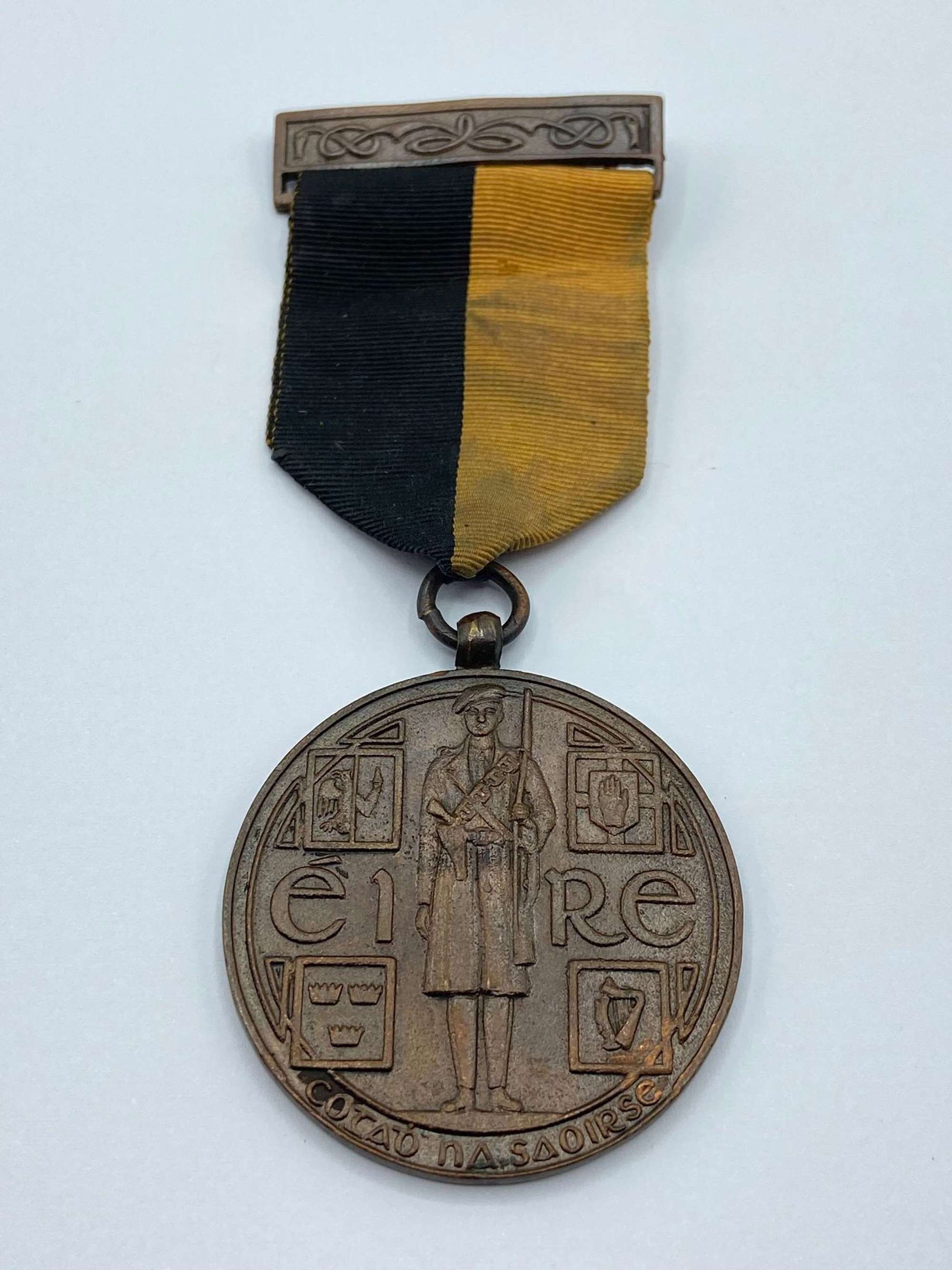 Rare WW1 Irish 1917-21 Service Medal & Original Ribbon