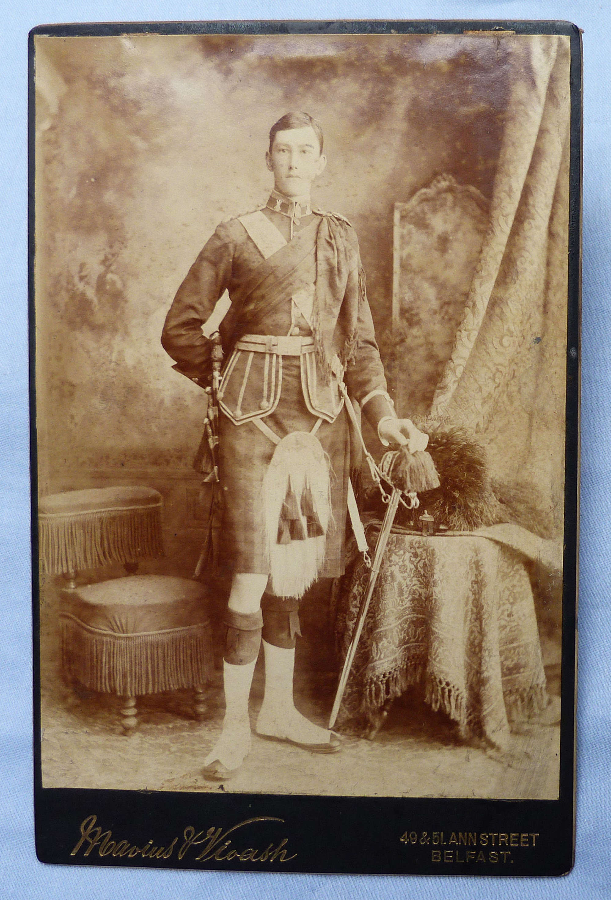Late-19th Century Photograph – Carte-de-Visite – Black Watch Officer #1