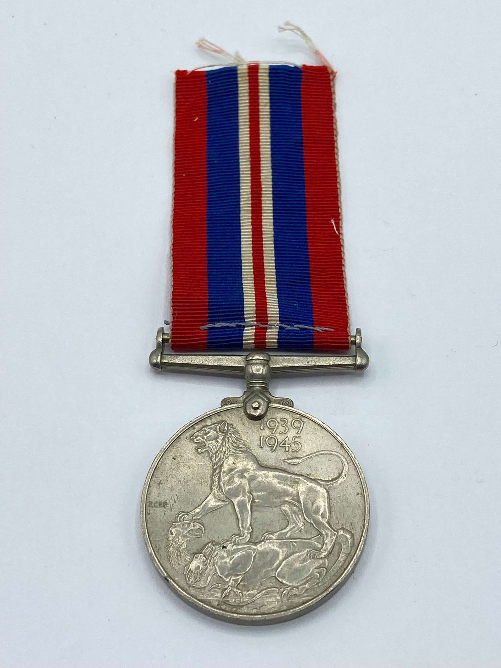 WW2 British Army, Royal Air Force & Navy 1939-45 War Medal & Ribbon