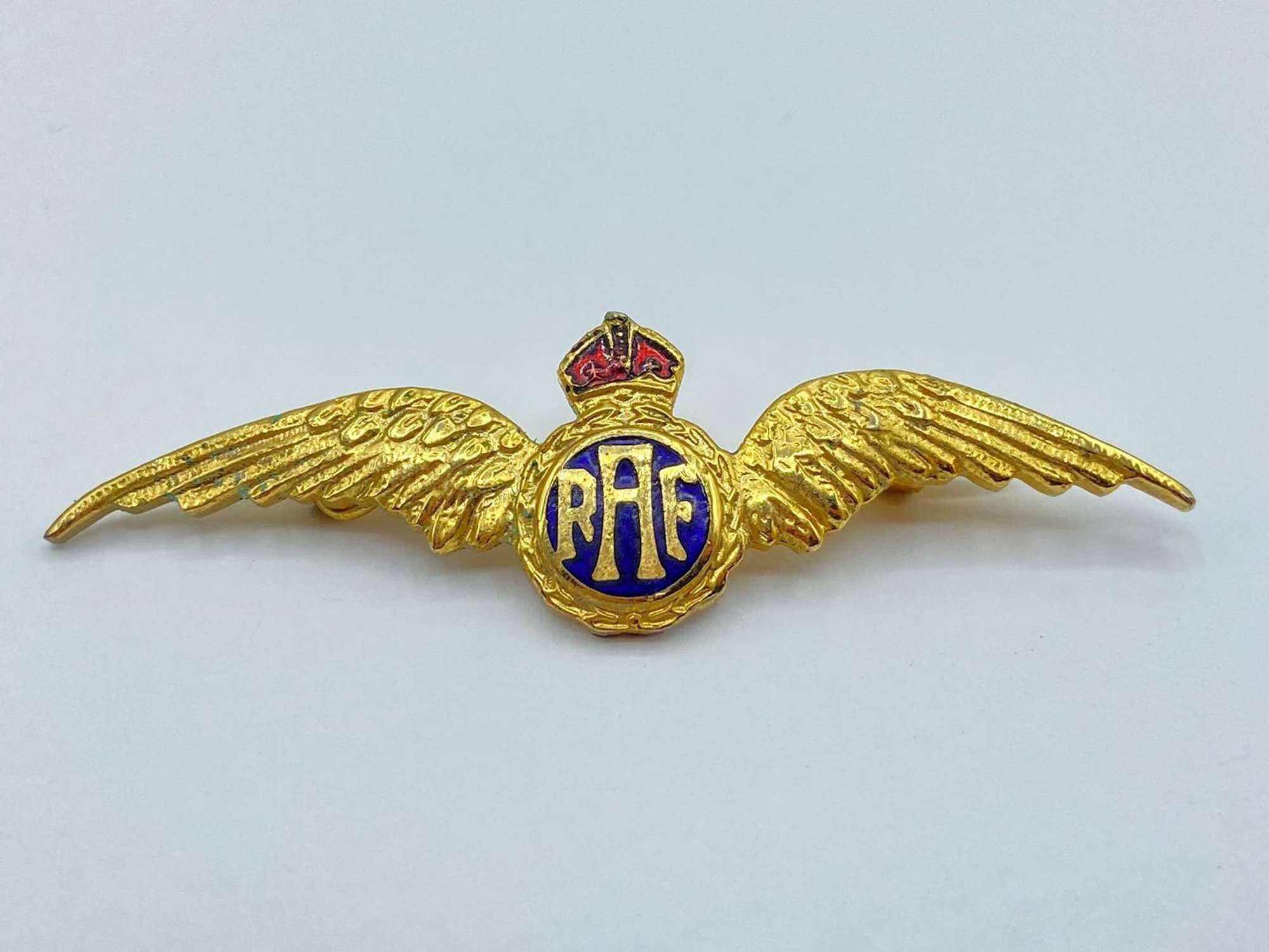 WW2 Royal Air Force RAF Gold Plated & Enamel Sweetheart Brooch Badge