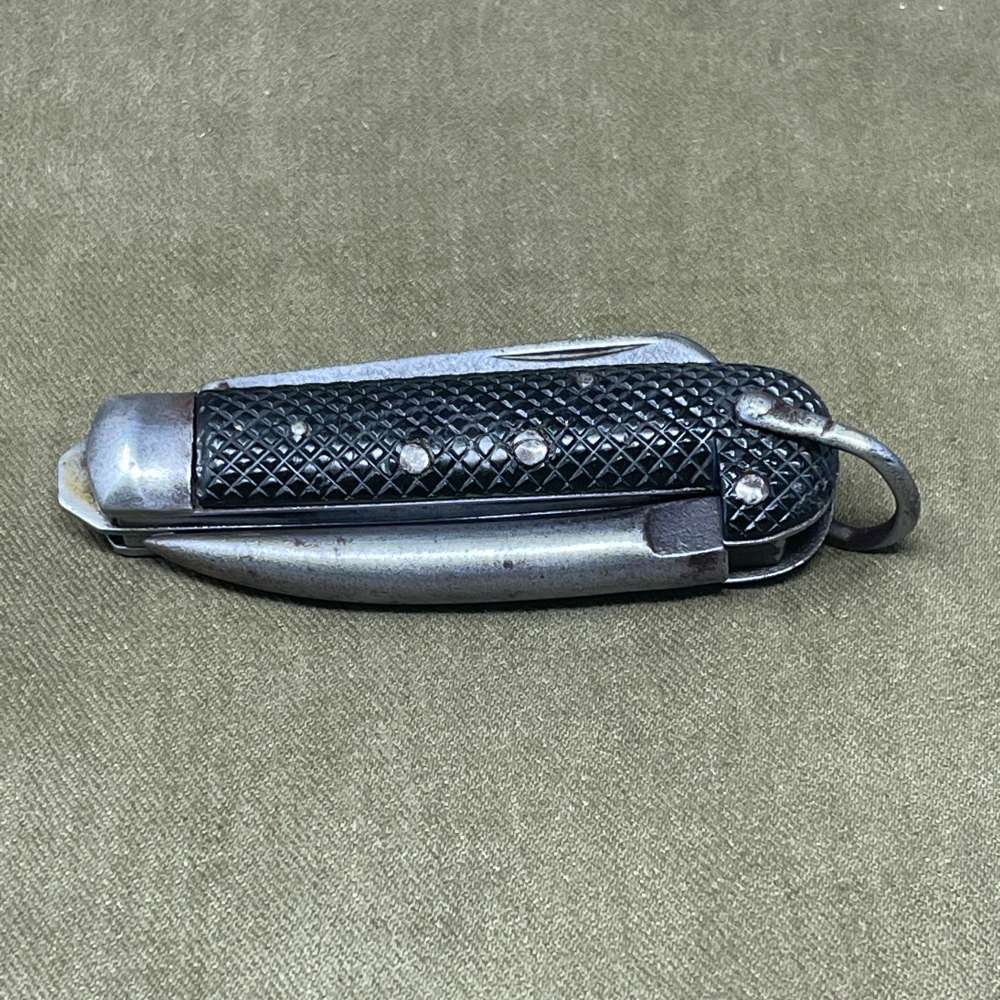 British 1944 Dated Pocket Jack Knife made by Richards of Sheffield