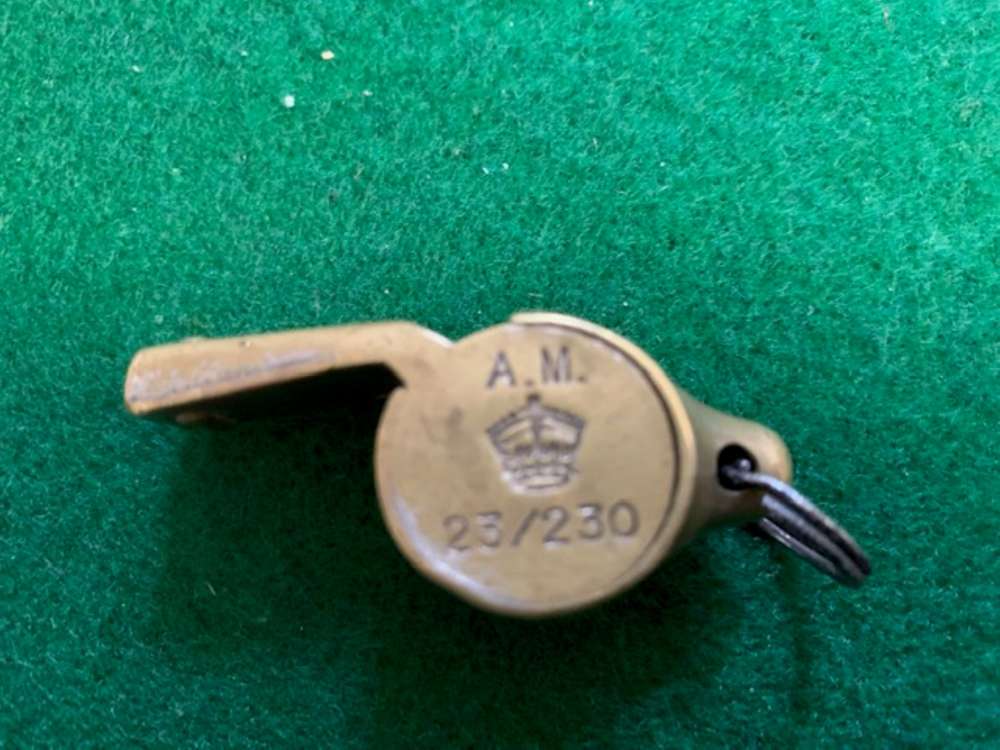 WW2 AIR MINISTRY DITCHING WHISTLE