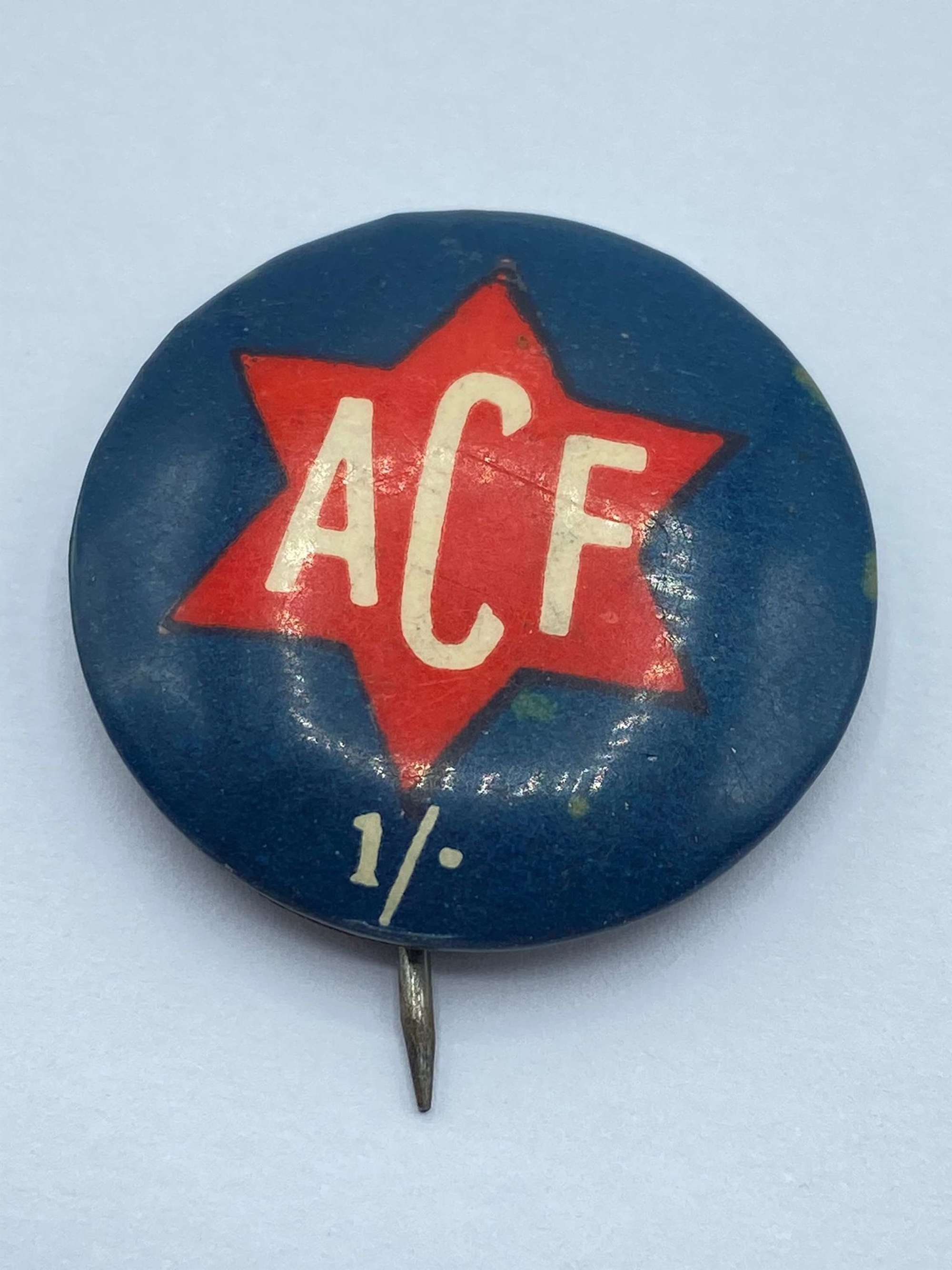 WW2 Australian Army Comfort Fund Red Cross Donation Pin Badge