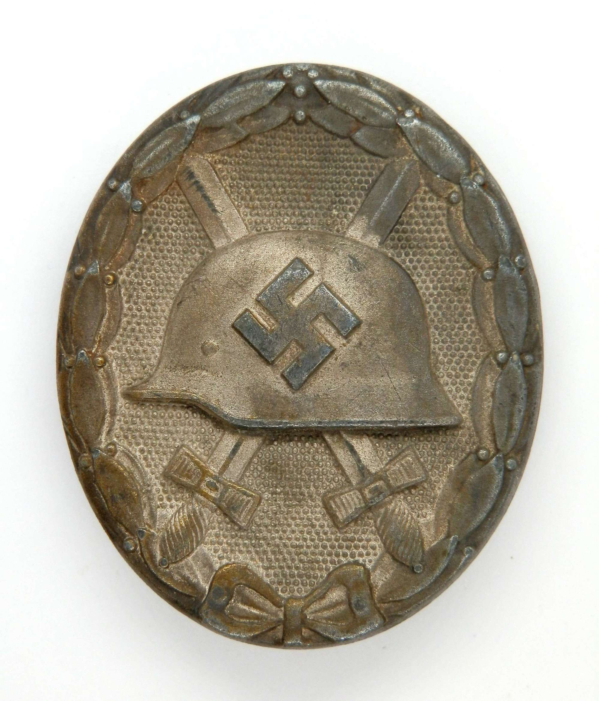 Silver Wound Badge. Makers Marked 4.
