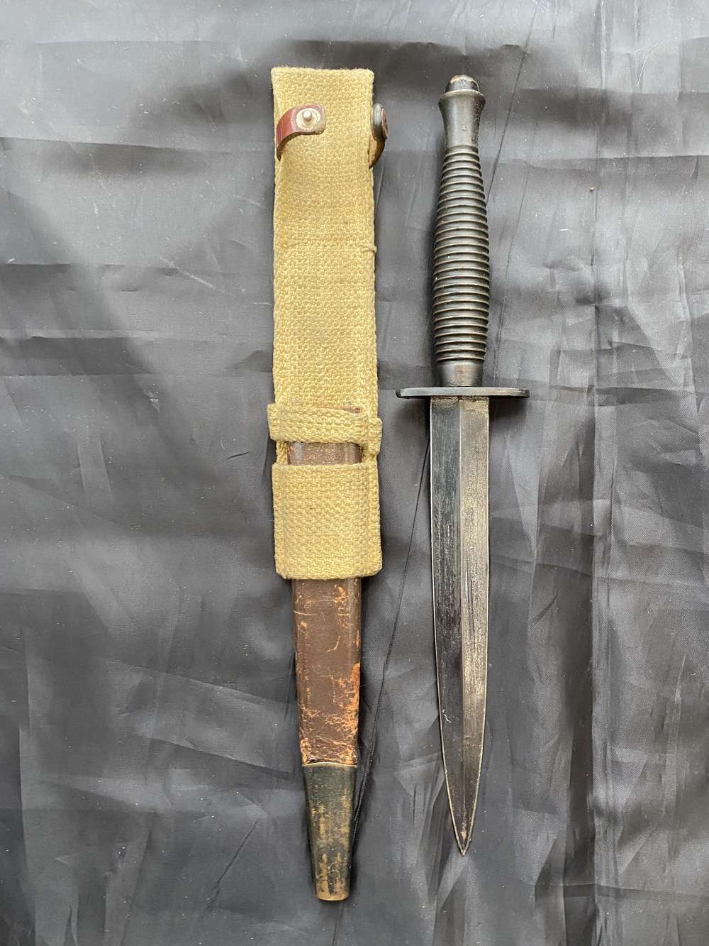 WW2 BRITISH FAIRBAIRN SYKES 3RD PATTERN COMMANDO DAGGER