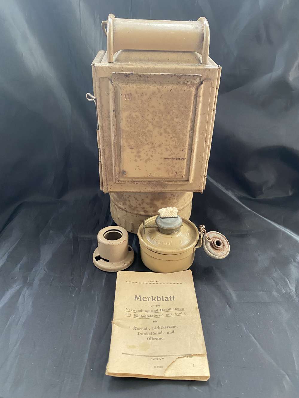 RARE WW2 GERMAN EINHEITZLANTERNE IN SAND COLOUR