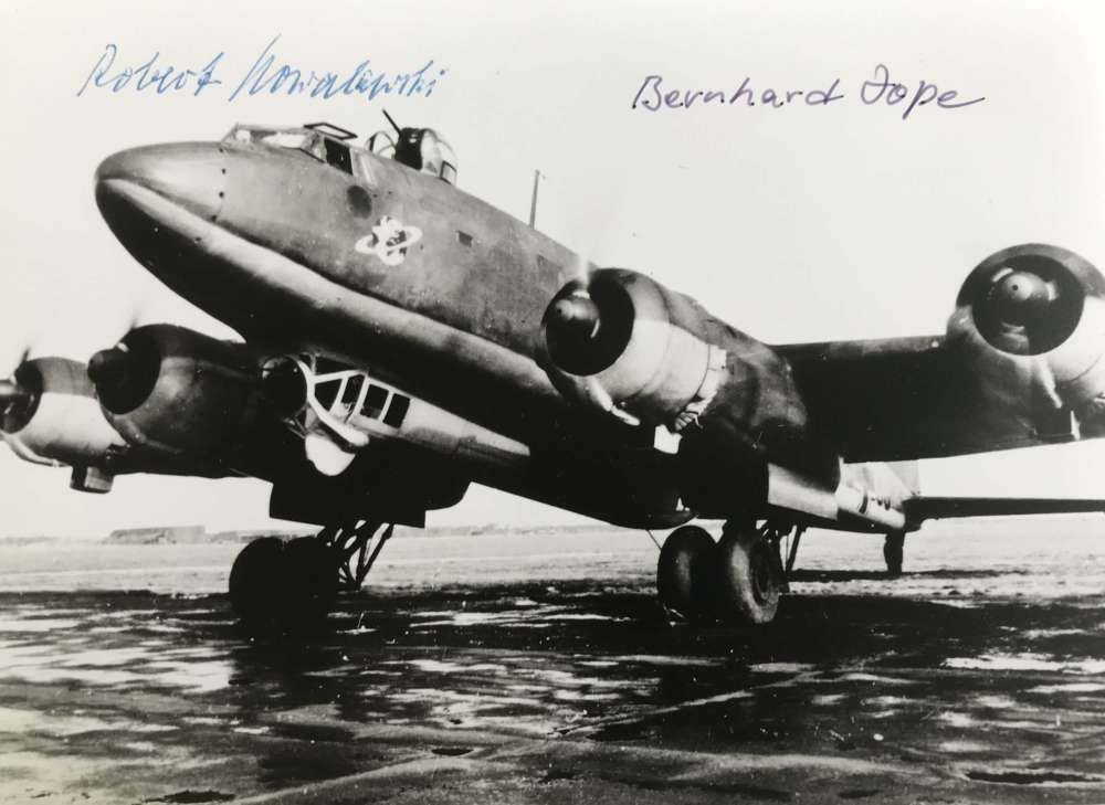 FW 200 photo with Two knights cross signatures