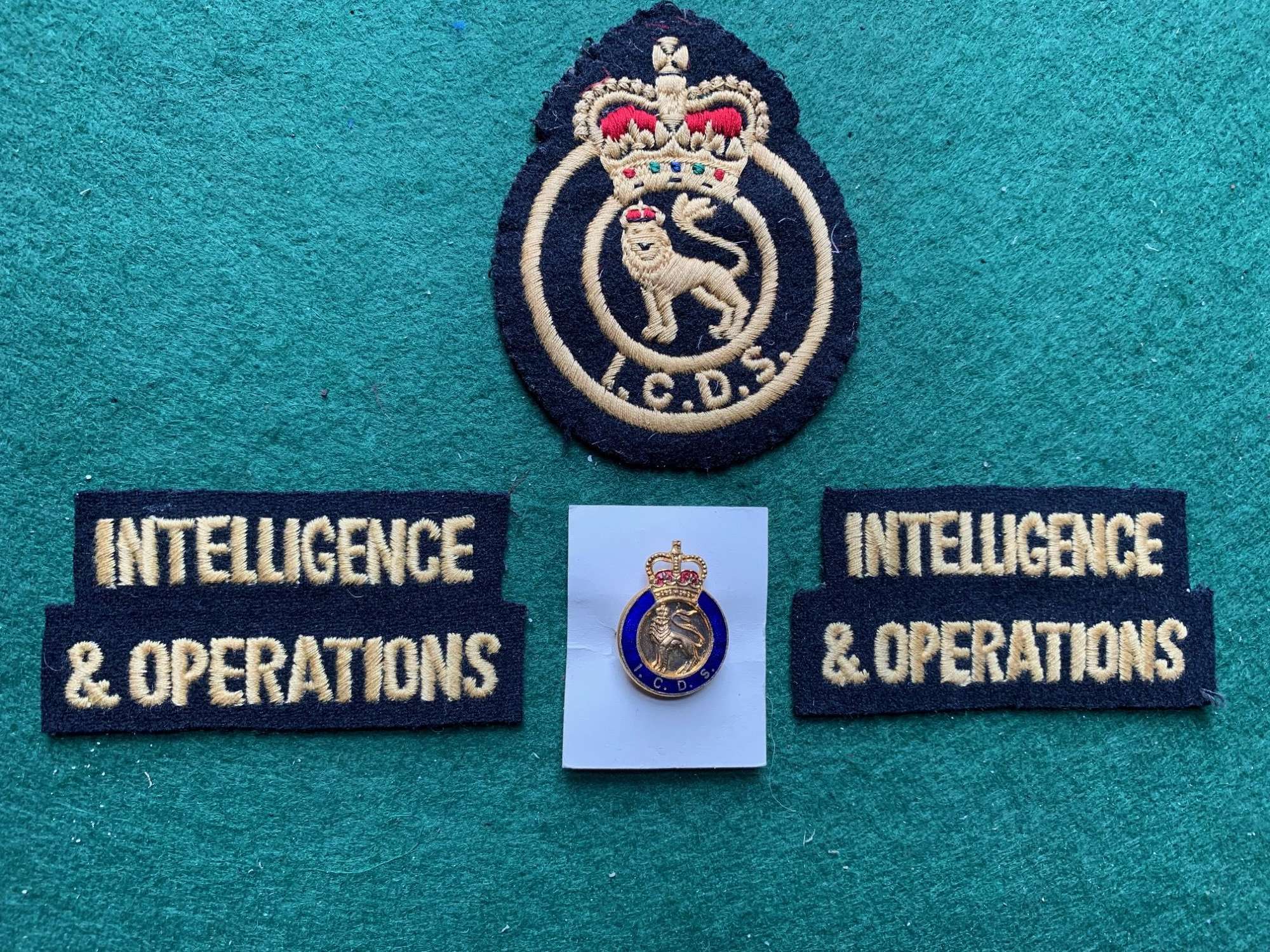 ORIGINAL CIVIL DEFENCE CORPS PATCH INTELLIGENCE SET POST  1952