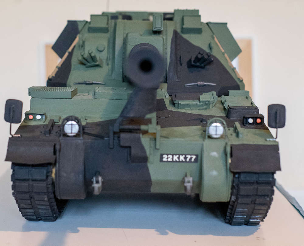 Scale Model of an AS90 Tracked Howitzer 
