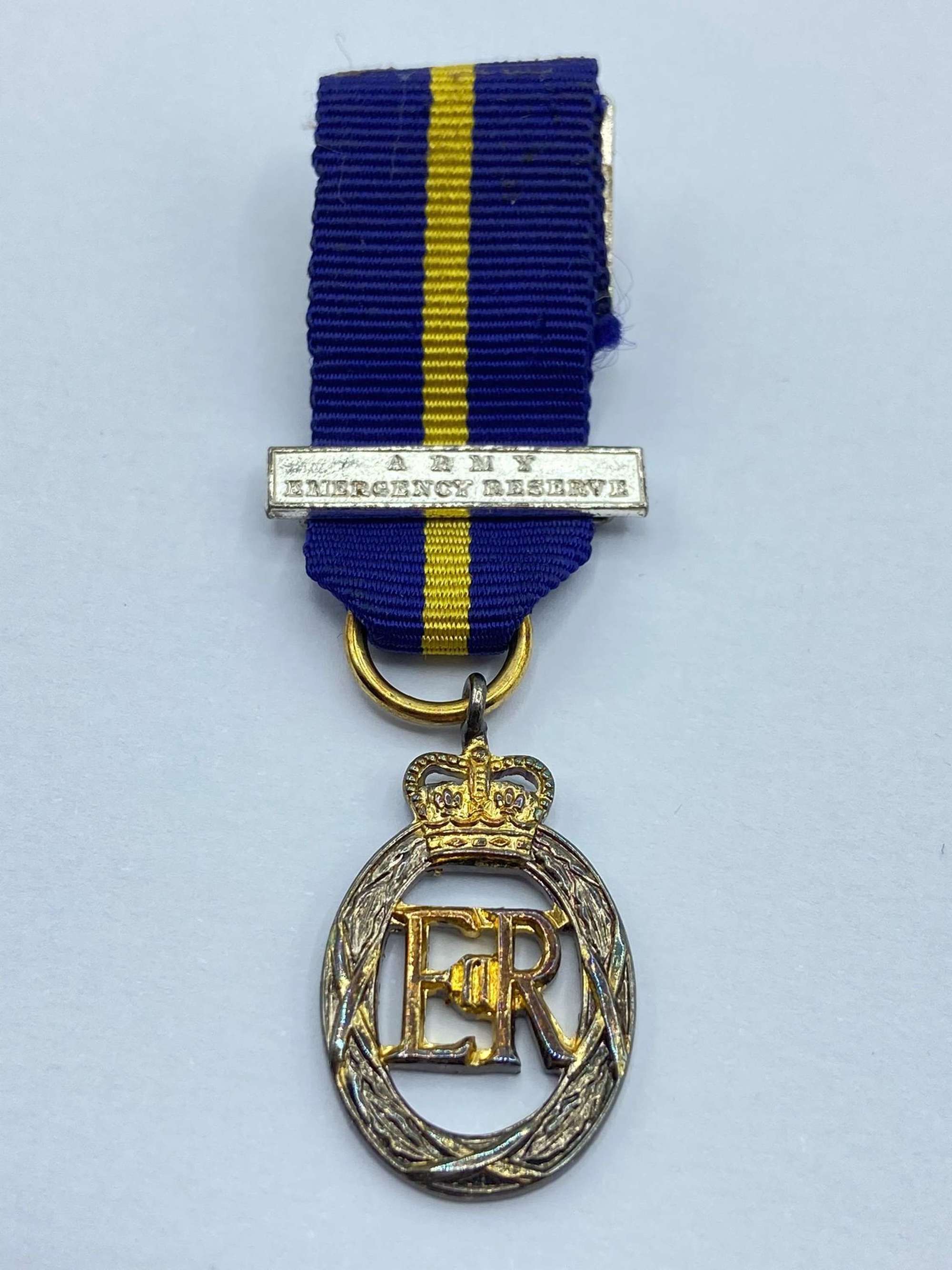 Post WW2 Army Emergency Reserve Decoration Mounted Miniature Medal