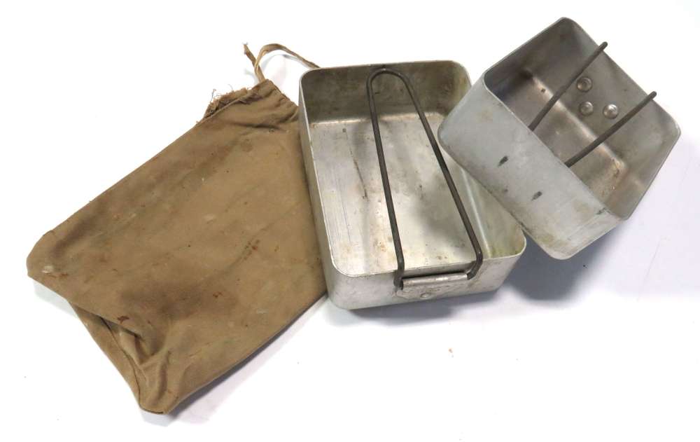 WW2 Dunkirk Period 1939 Dated Alloy Mess Tins in Transit Bag