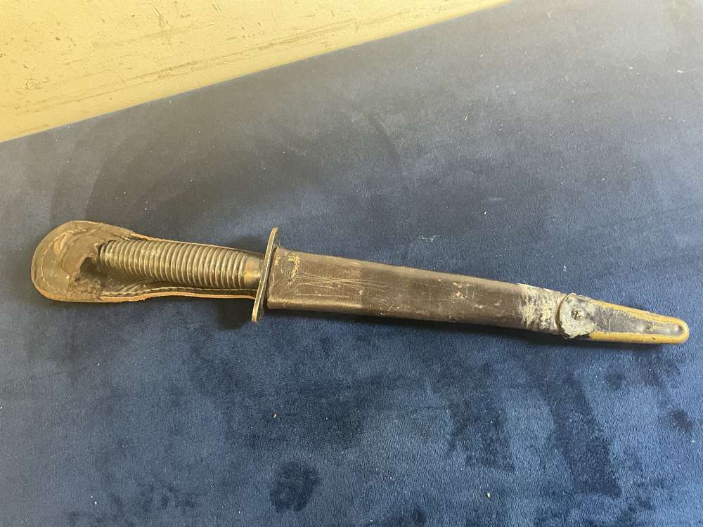 2WW COMMANDO DAGGER 