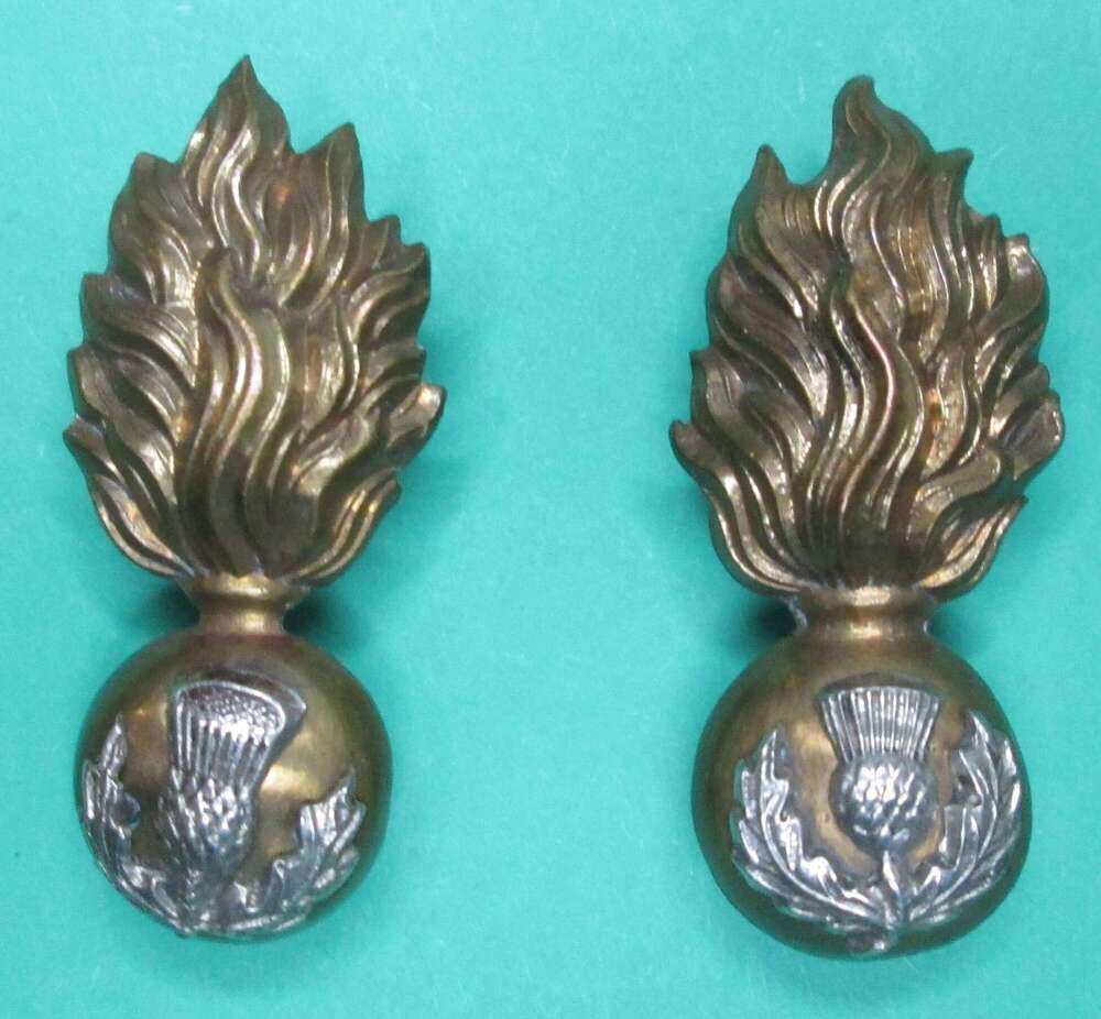 ROYAL SCOTS FUSILIERS COLLAR DOGS